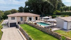 Luxurious Vallauris Villa for sale with Pool House — photo 1 of 7