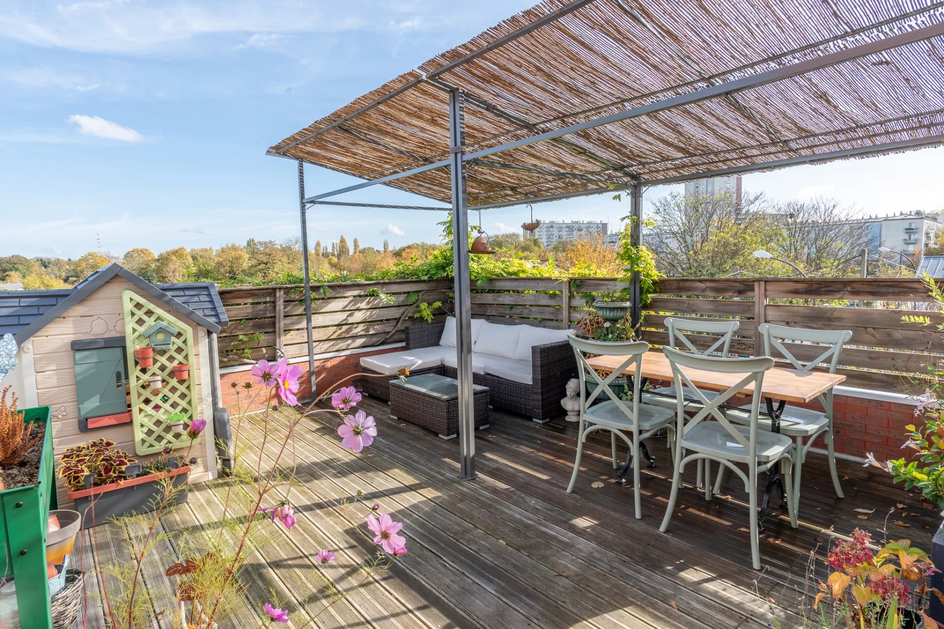 LOCATION VIDE - DUPLEX DE 4/5 PIÈCES POUR 105,20 m2 AU SOL AVEC - Image Array