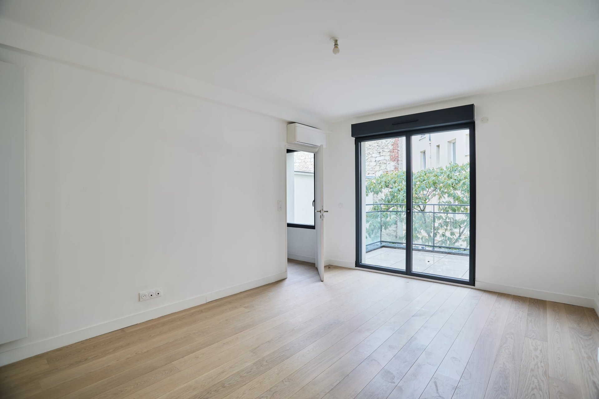 5 Bedroom Villa/Townhouse's Image 9