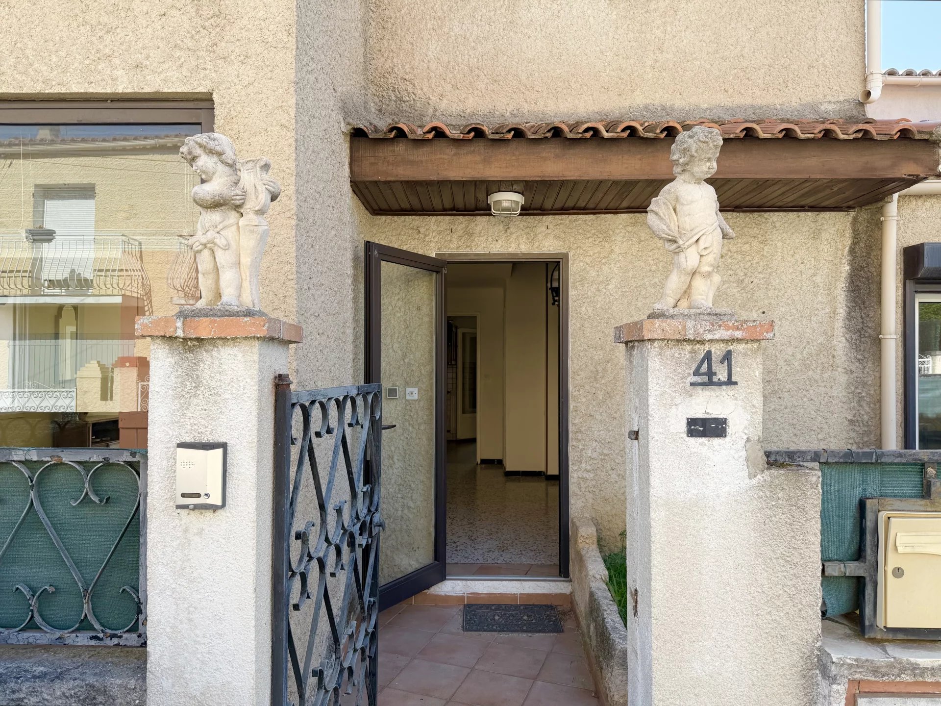 Agence immobilière de 
