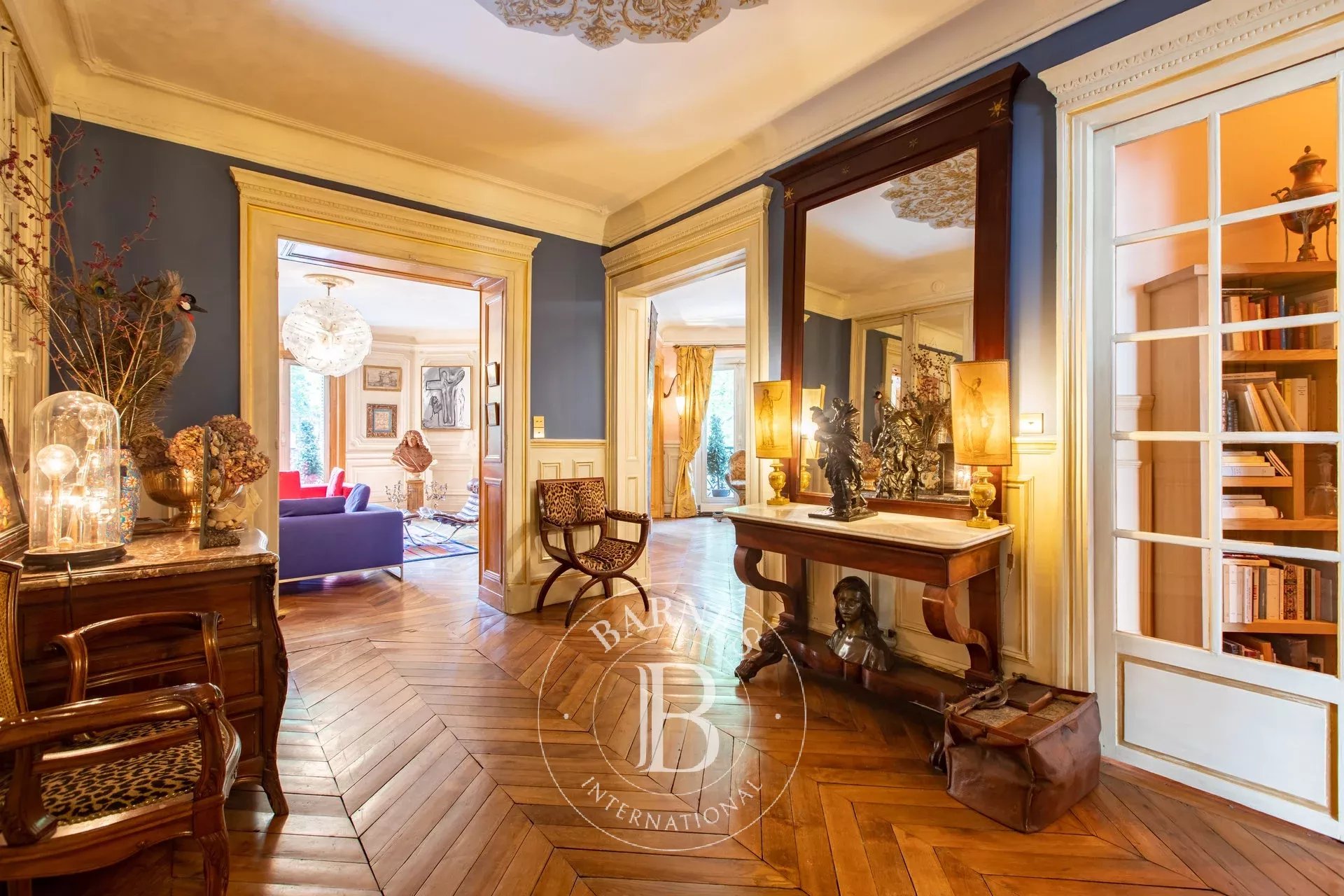 Daire Paris 8ème - picture 8