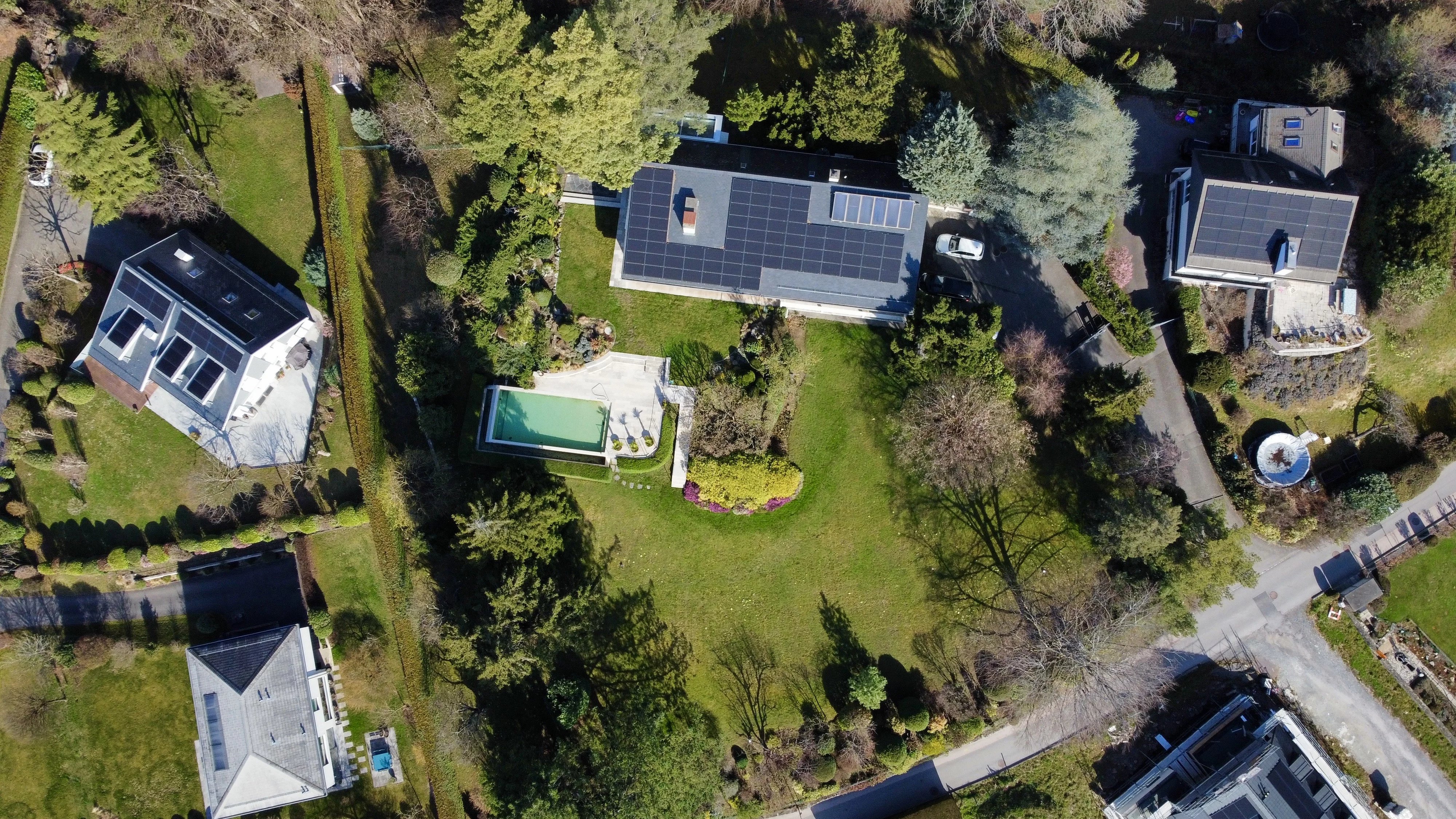 Terrain à vendre avec potentiel de développement !