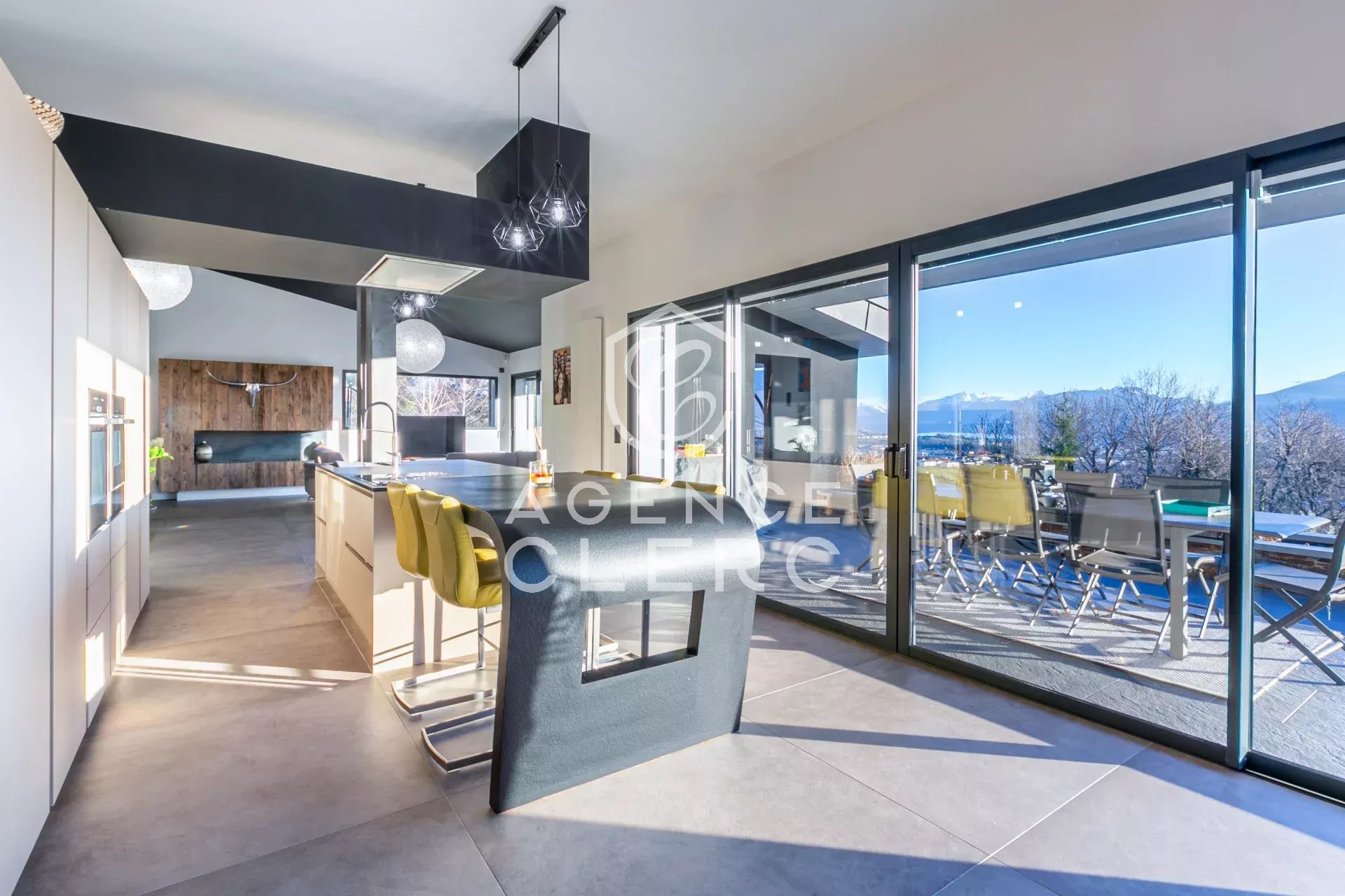 5 Bedroom Villa/Townhouse's Image 18