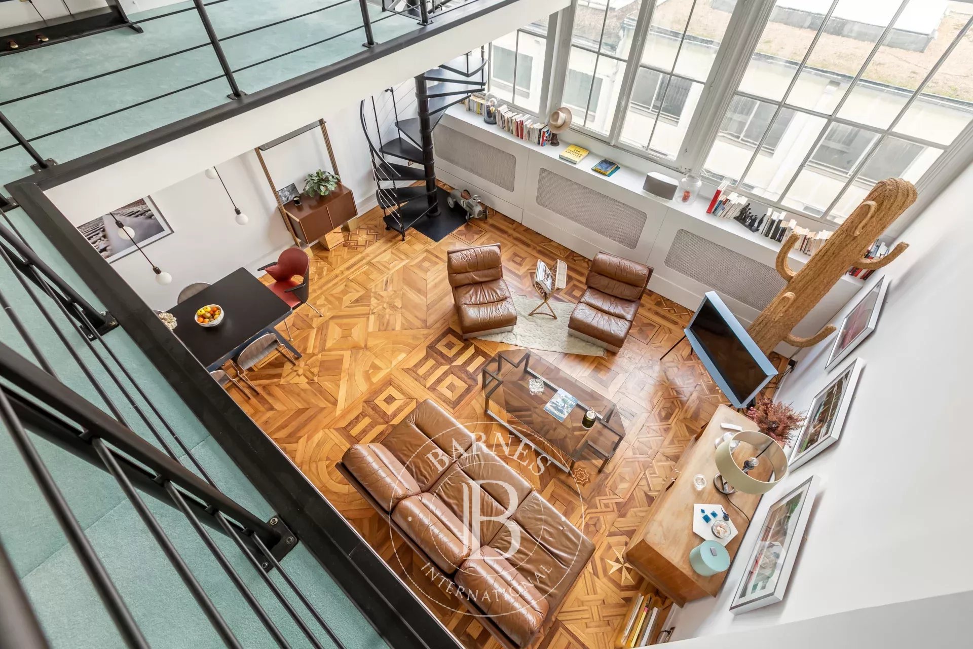 Exclusive - Paris 16 - Victor Hugo - Duplex artist's studio - 3 bedrooms