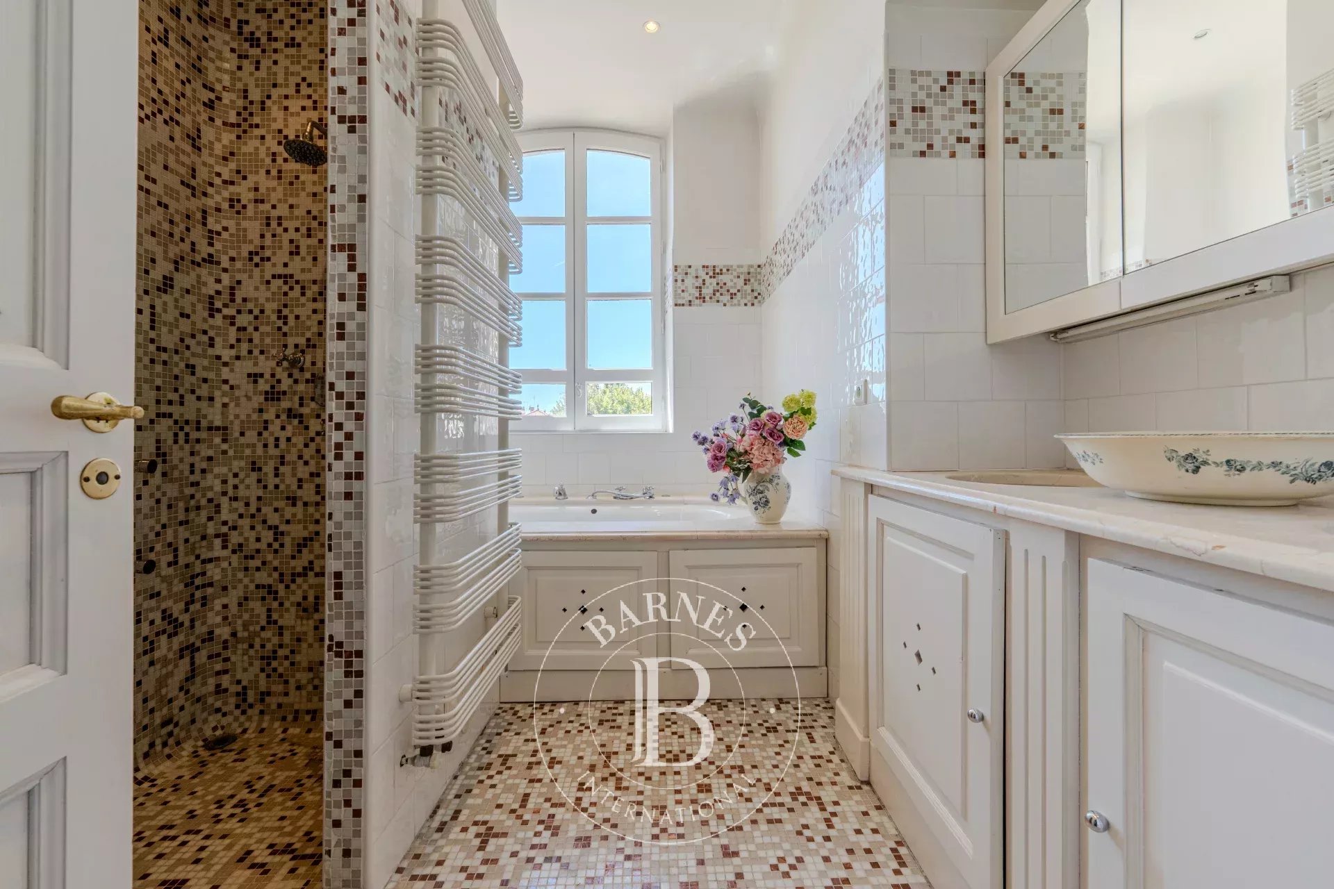 Kirevi Aix-en-Provence - picture 24