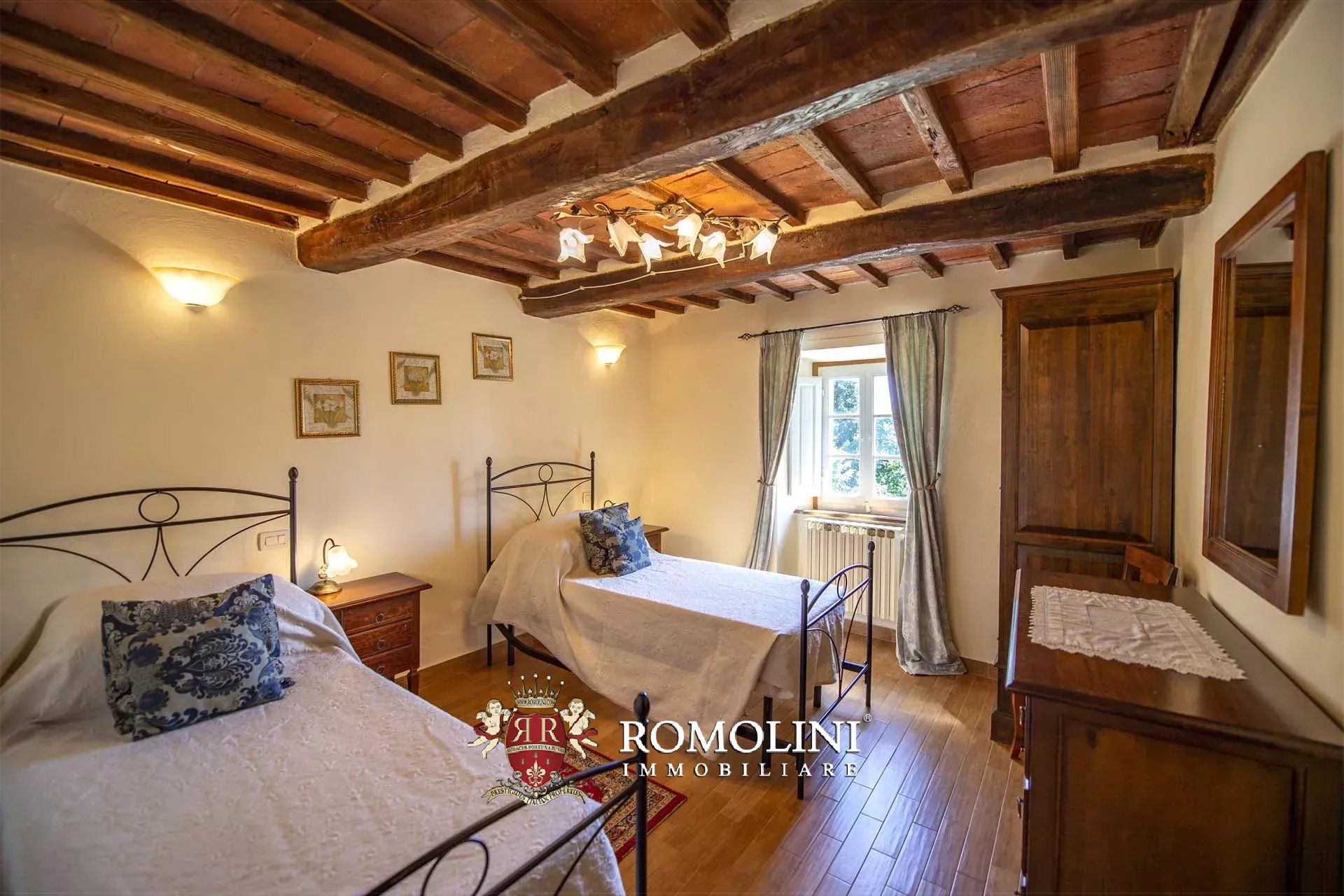 10 Bedroom Villa/Townhouse's Image 51