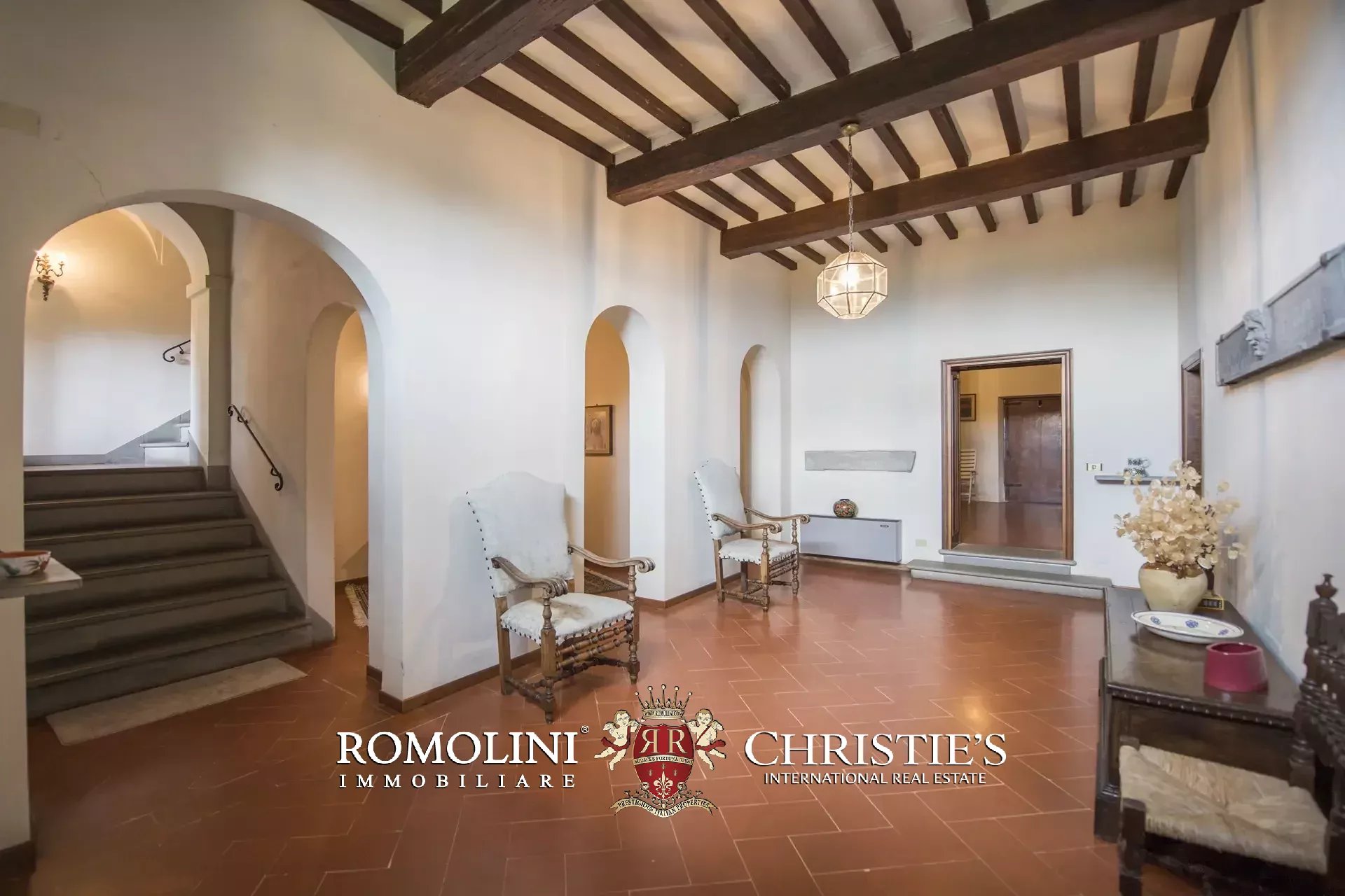 6 Bedroom Villa/Townhouse's Image 21