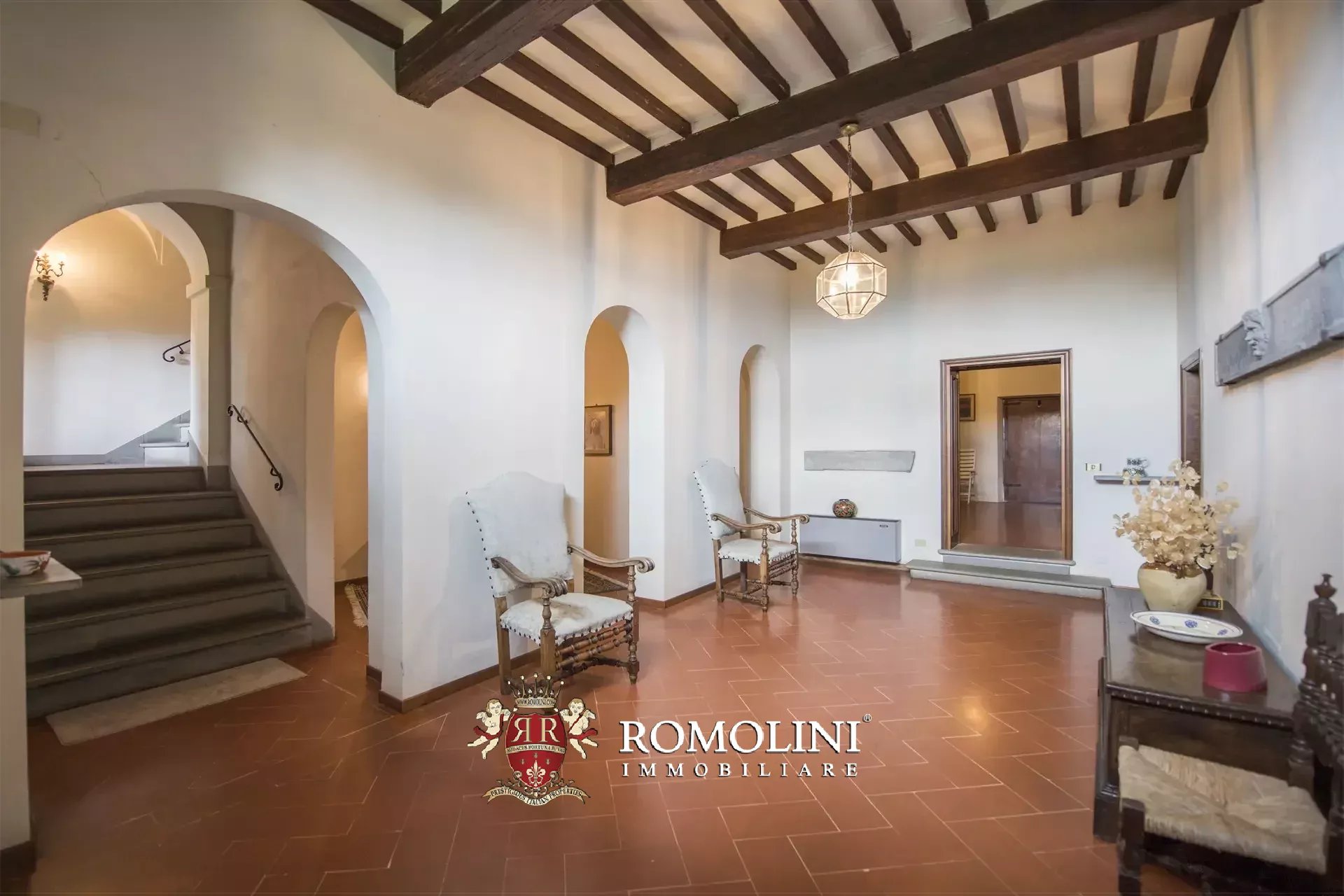 6 Bedroom Villa/Townhouse's Image 21