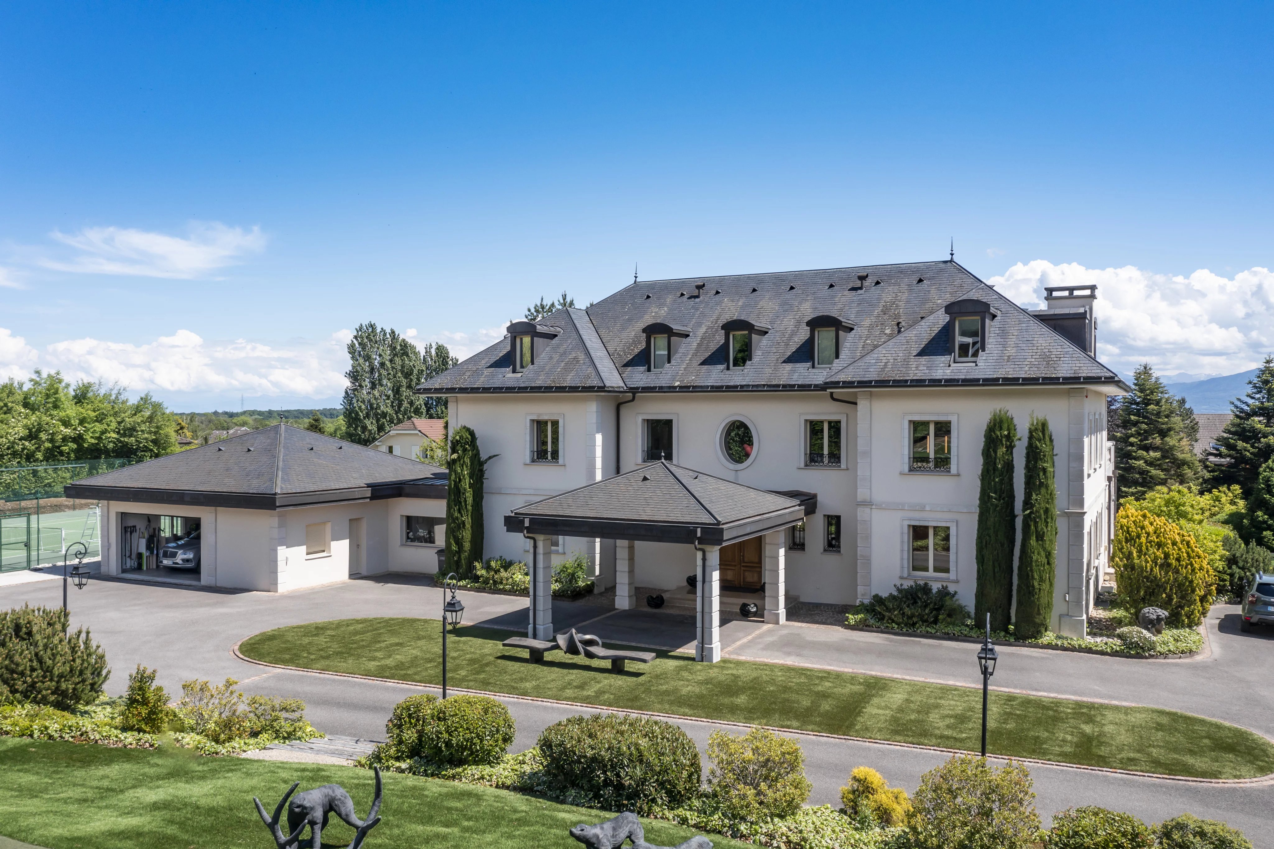 An Exceptional Estate on the Doorstep of Geneva
