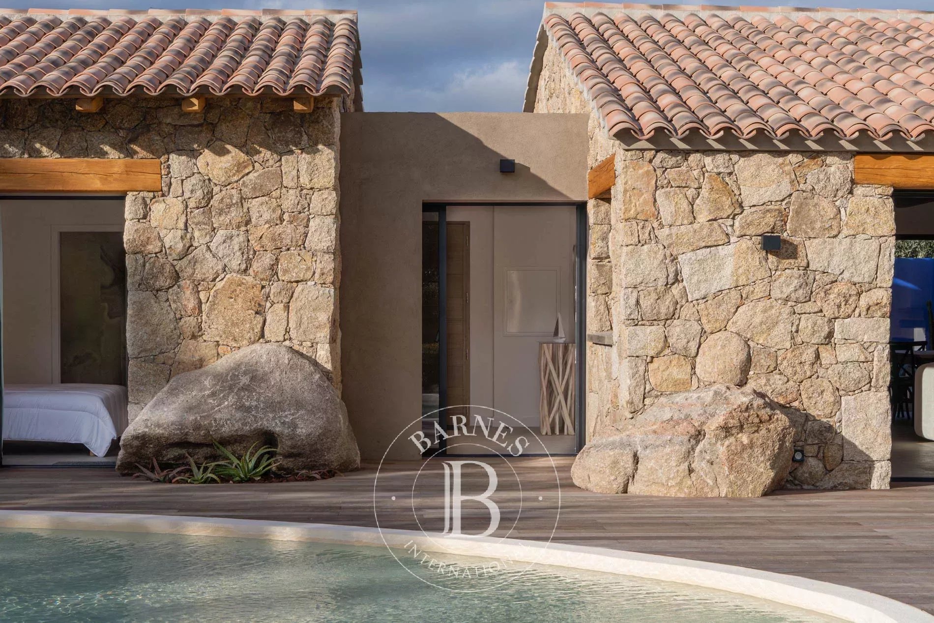 Sainte-Lucie-de-Porto-Vecchio  - Villa 5 Pi&egrave;ces 4 Chambres - picture 4