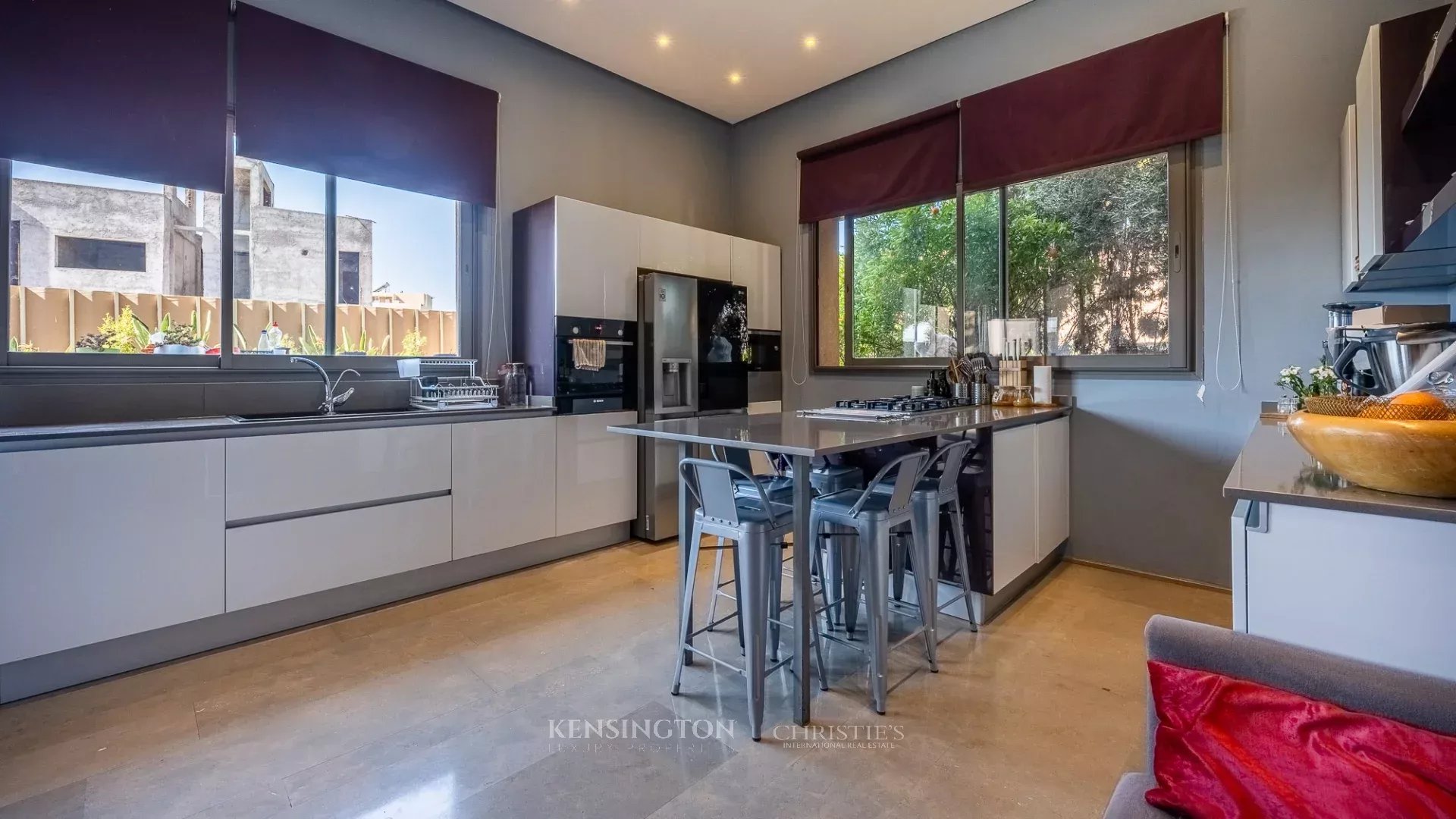 4 Bedroom Villa/Townhouse's Image 19