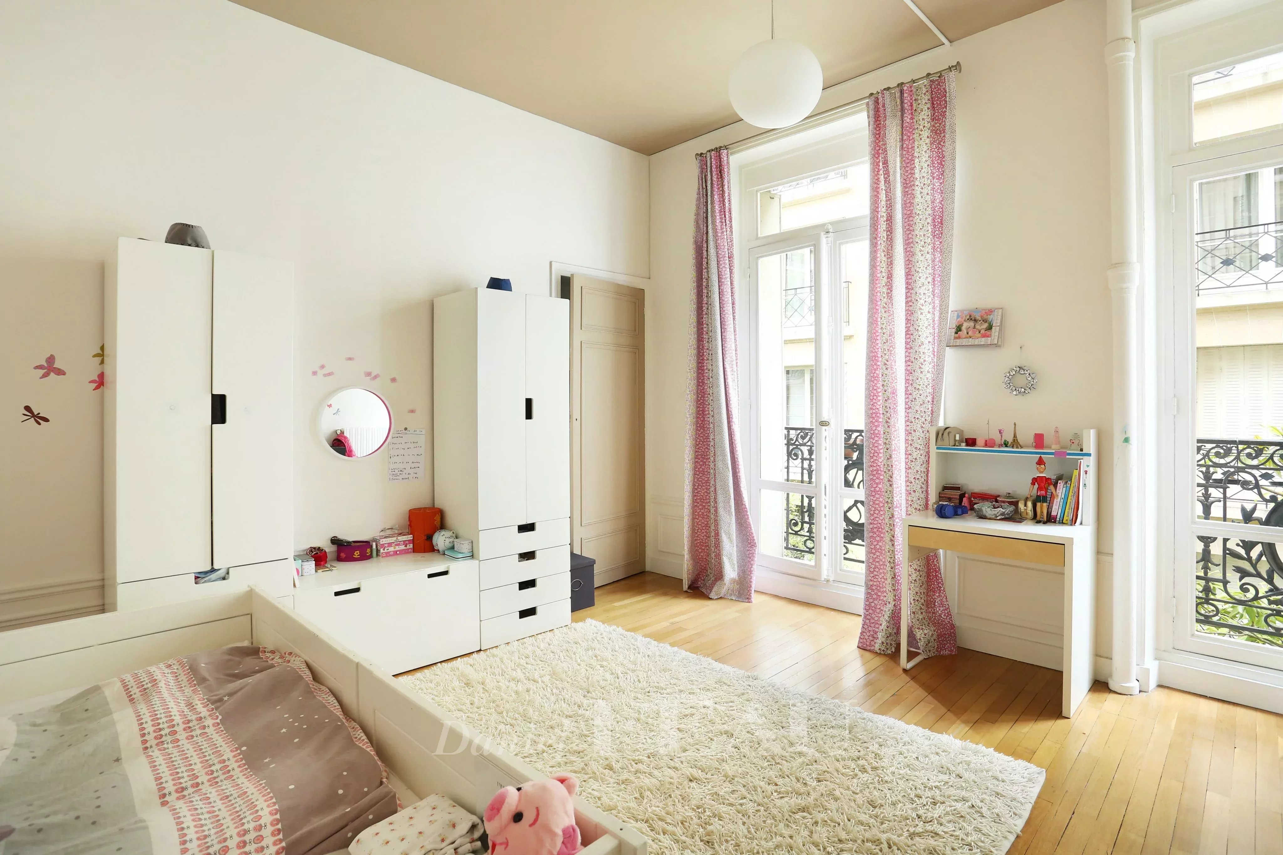 Rental Apartment Paris 16th