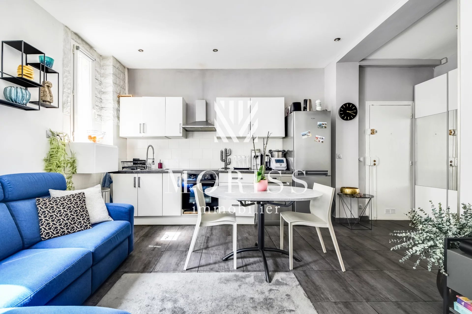 Clichy - Entrée de ville, 2 piéces en rez de chaussée - Image Array