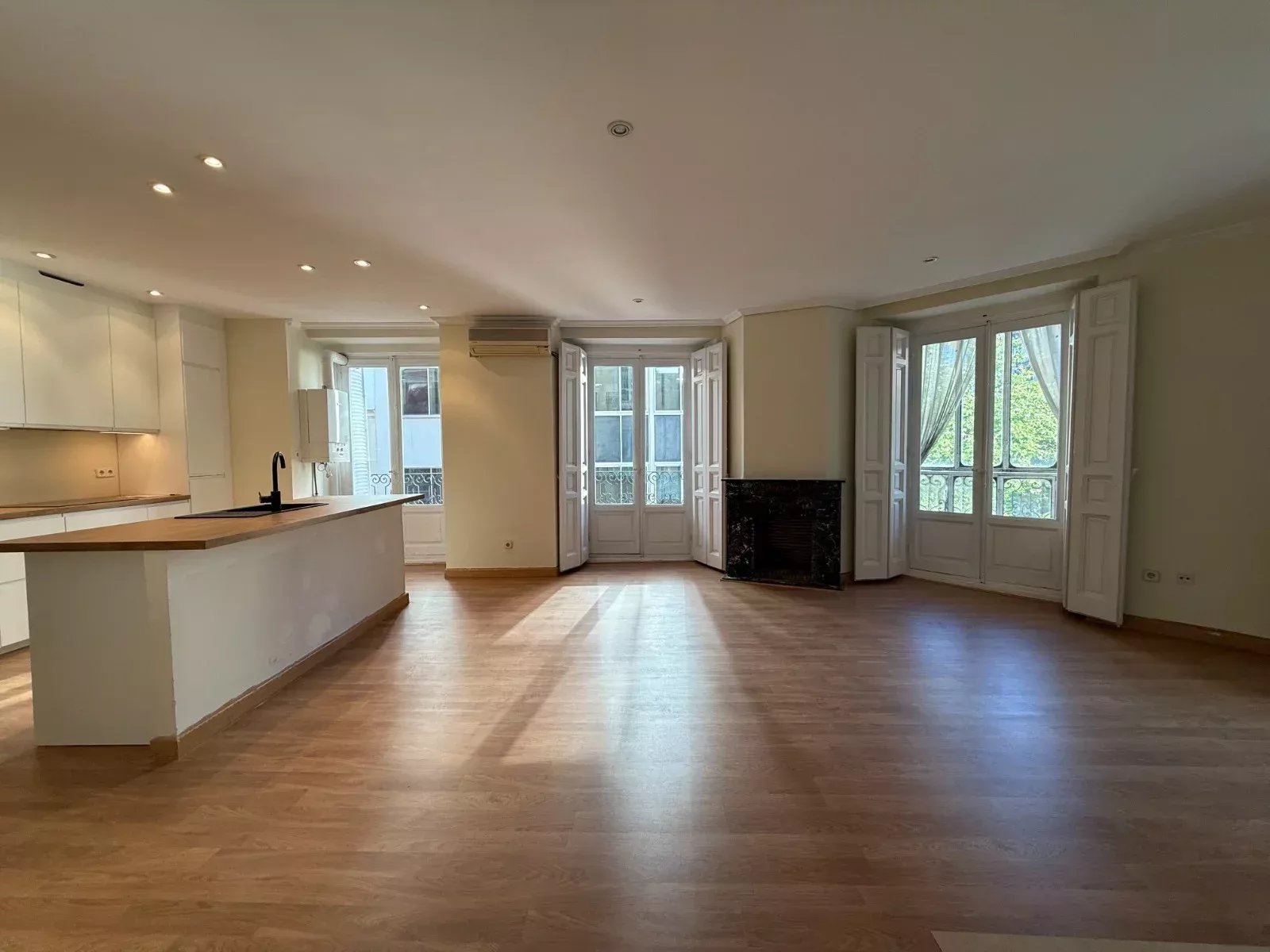 MADRID - CENTRO - UNIVERSIDAD Excellent 2-bedroom apartment
