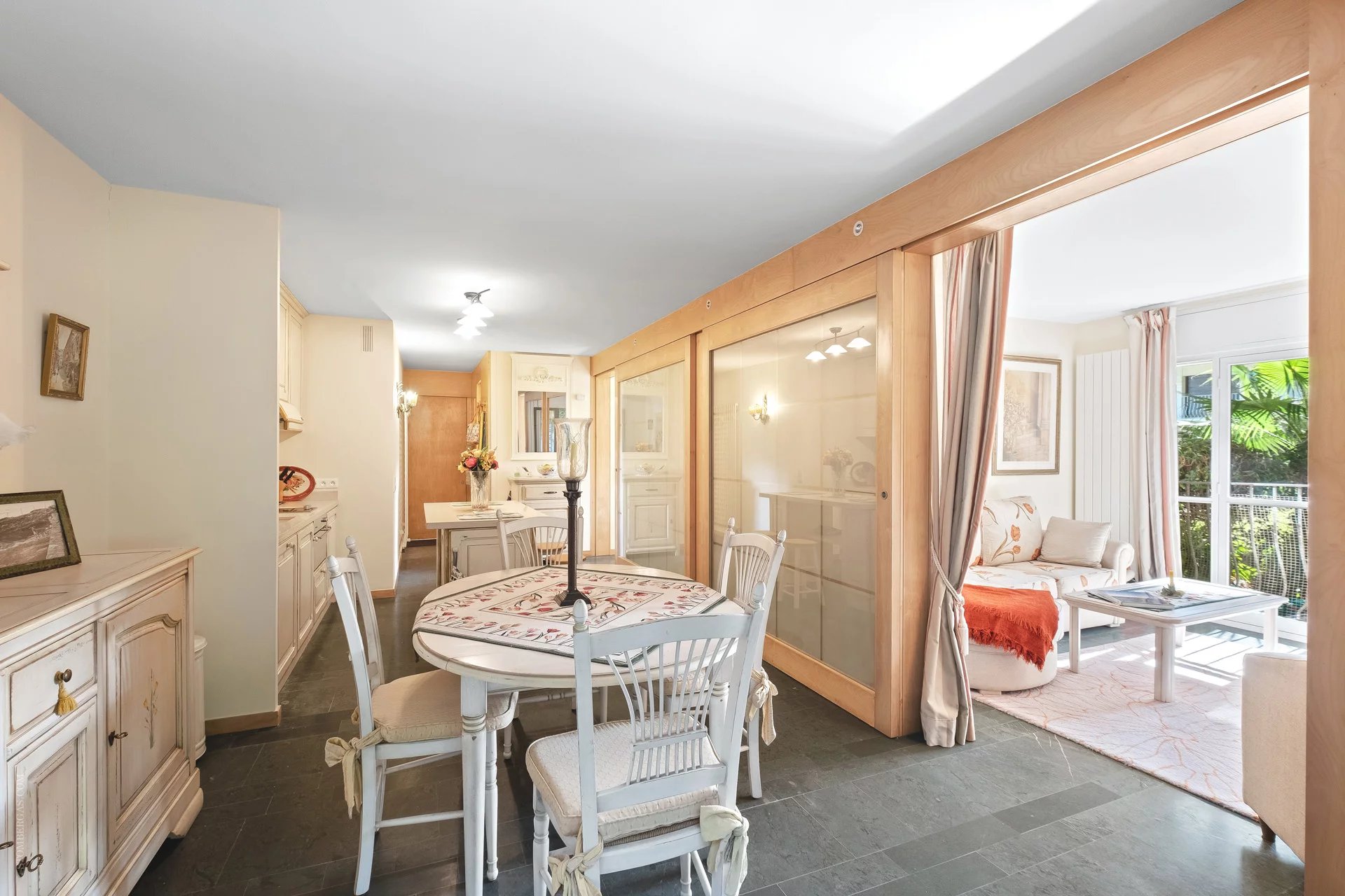 Великолепная 2 х комнатная квартира