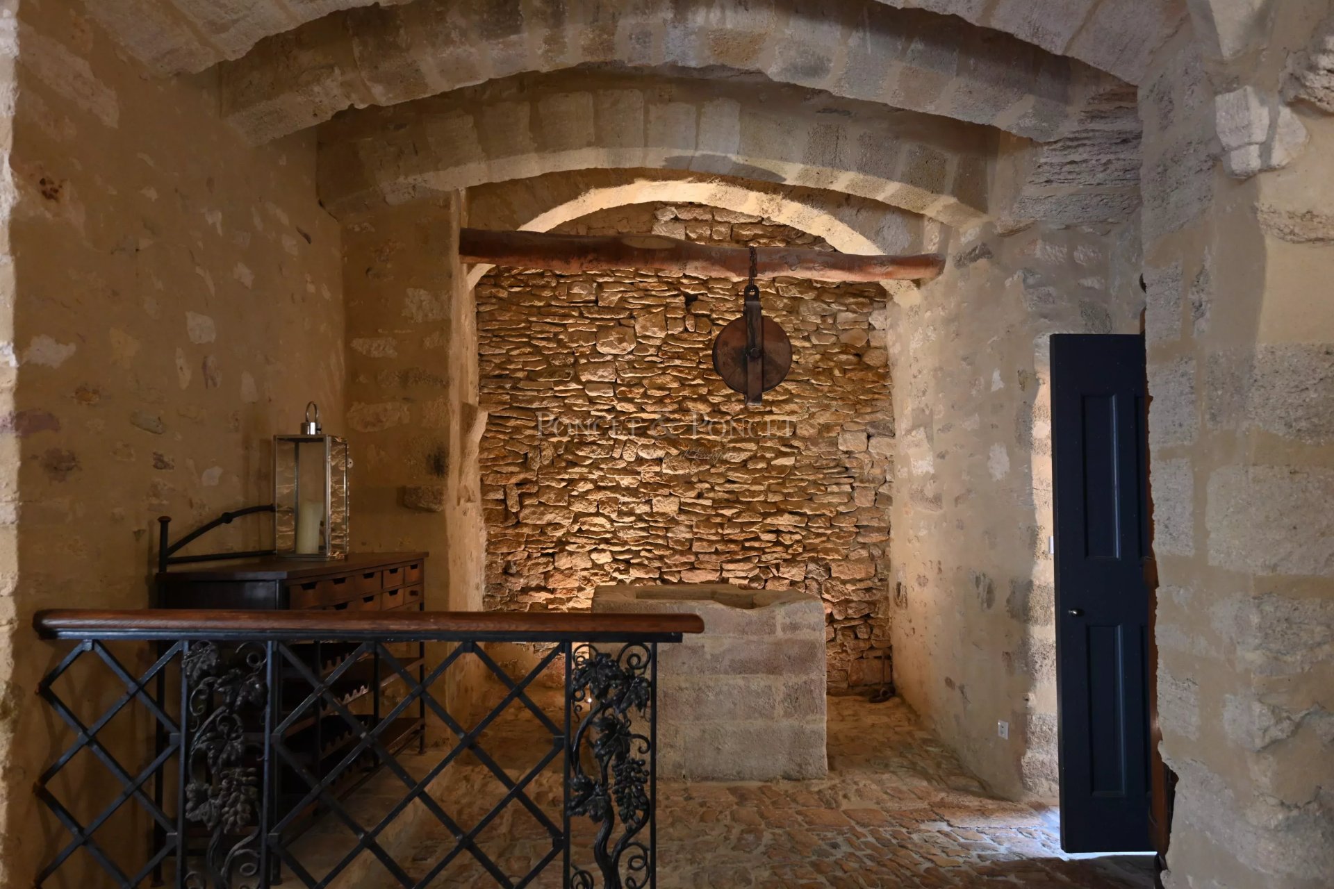 9 Bedroom Chateau's Image 16