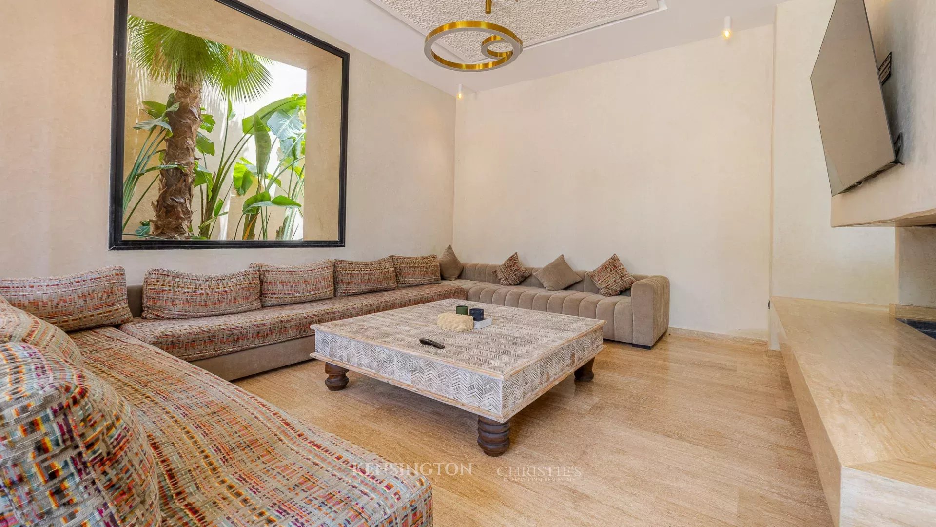 5 Bedroom Villa/Townhouse's Image 13