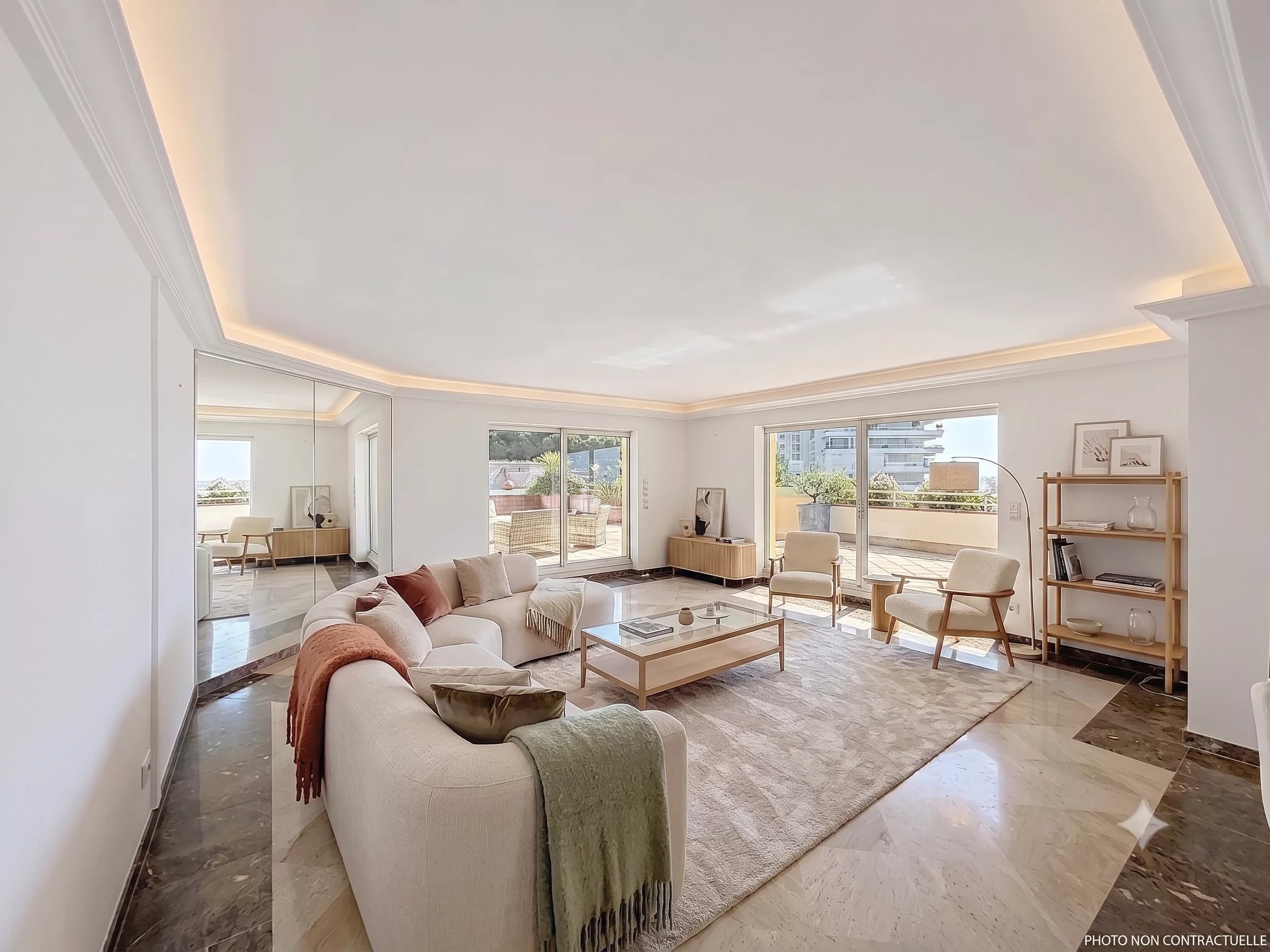 Image of Apartment - 2 Bedrooms - 1 Bathrooms for Sale in Alpes-Maritimes-Cannes-France, Image 3