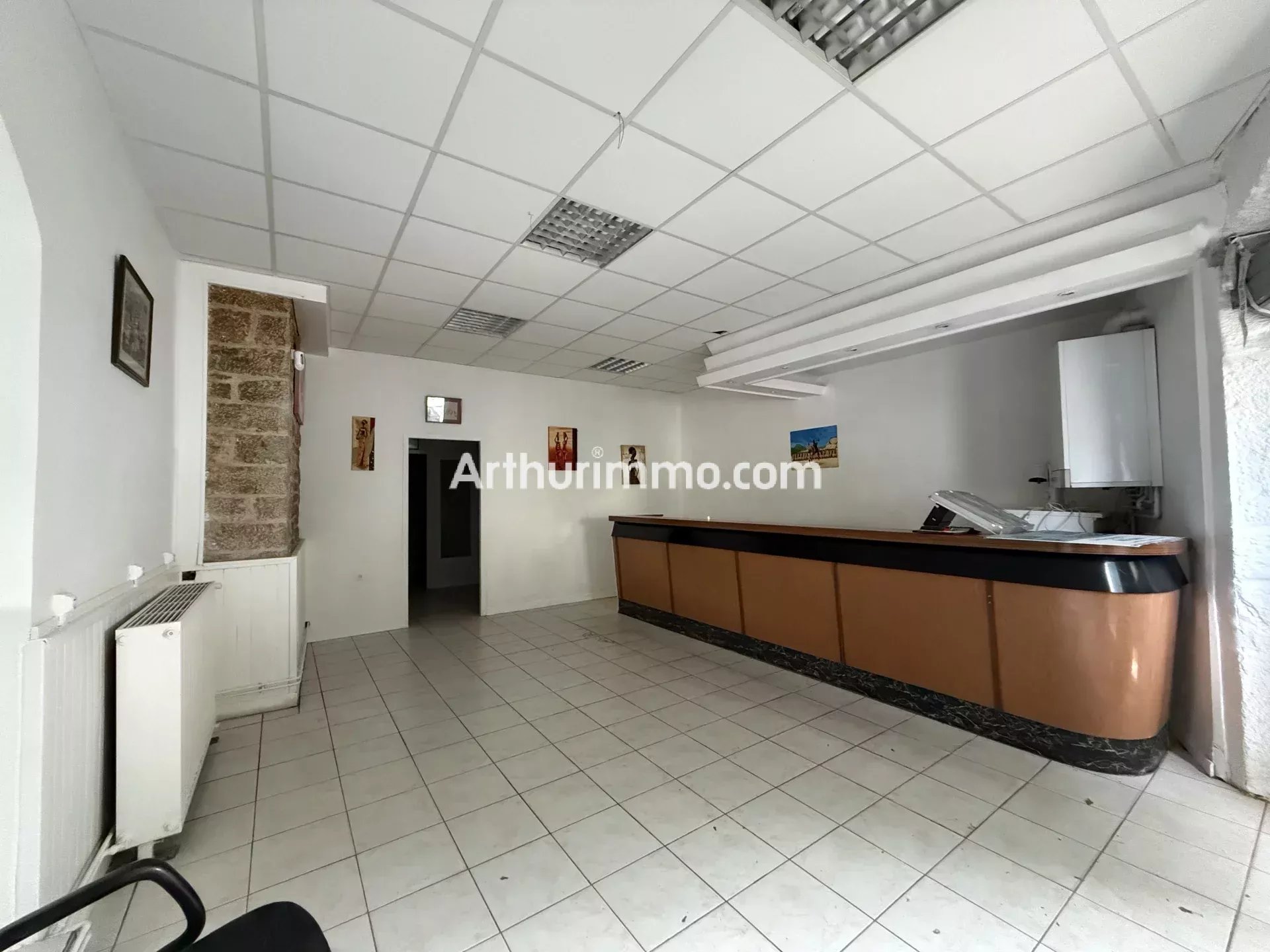 Vente Local commercial Lons-le-Saunier
