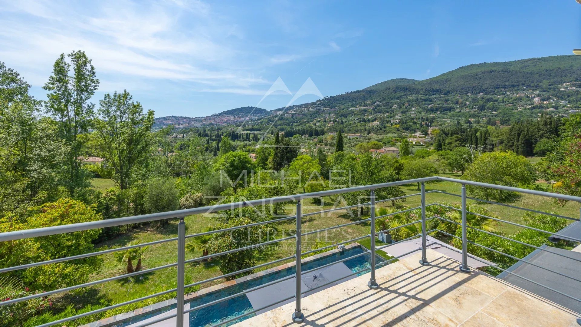 4 Bedroom Villa/Townhouse's Image 9