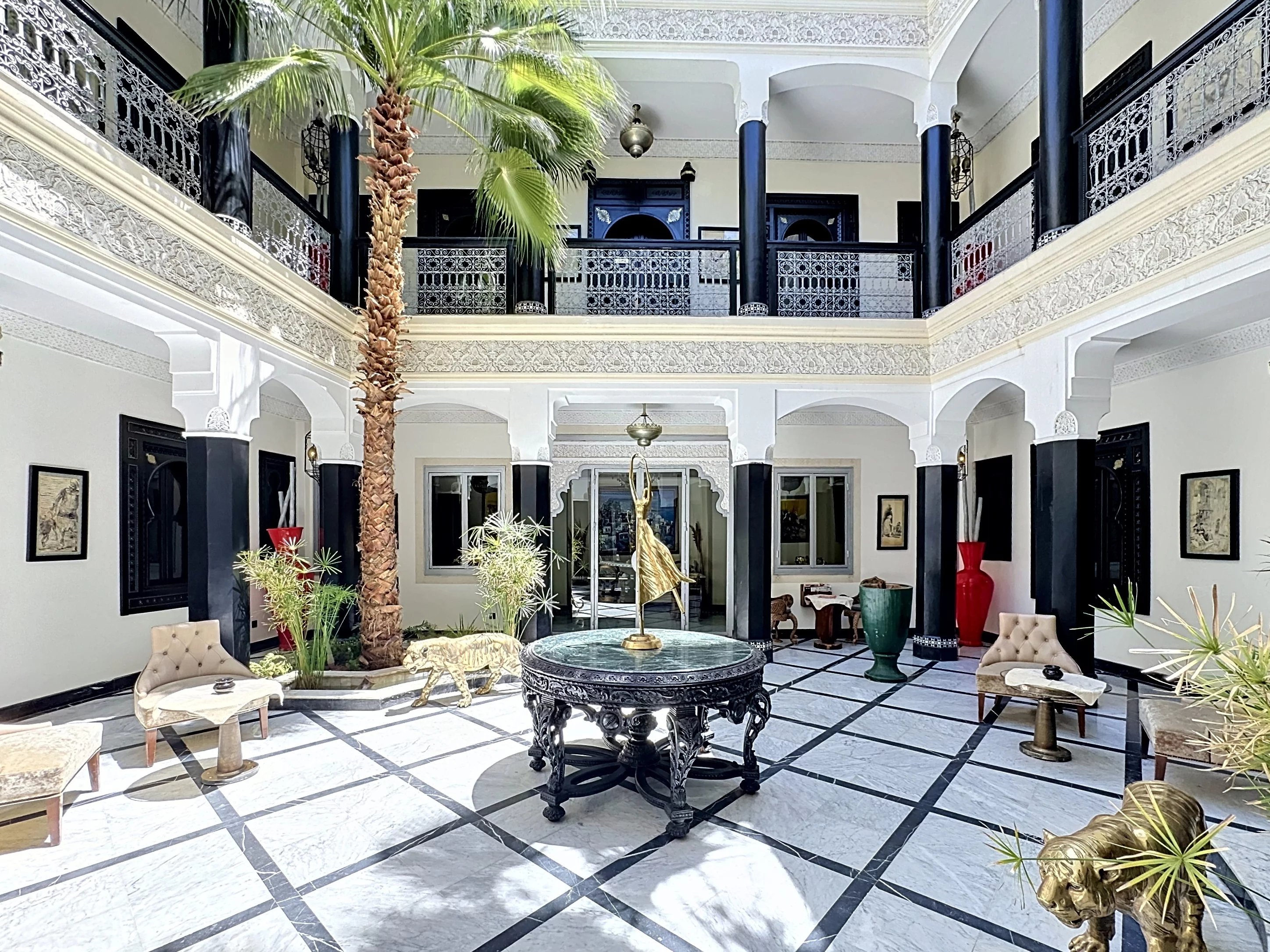 EXCEPTION AT THE HEART OF THE MEDINA: BETWEEN TRADITION AND ABSOLUTE MODERNITY A Unique Architectural Signature