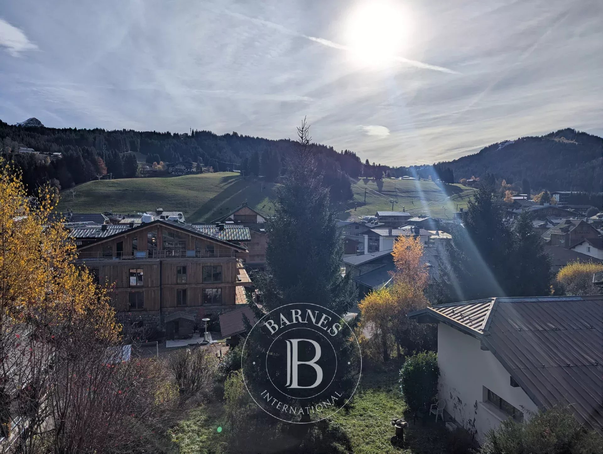 Photo of Les Gets - Unique chalet of 167 sqm with panoramic views in the village center – 4 bedrooms