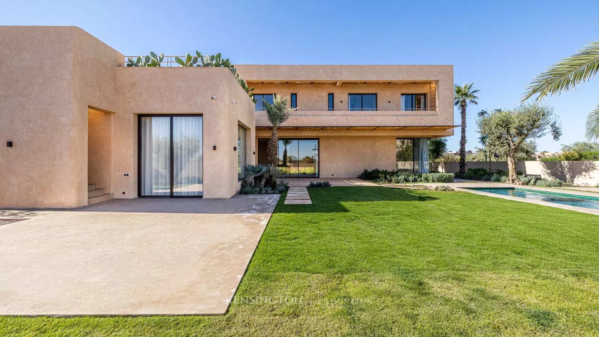 4 Bedroom Villa/Townhouse's Image 23