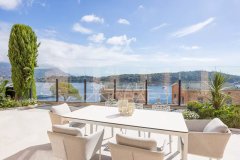 Luxury apartment with panoramic views of the bay of Villefranche-sur-Mer — photo 1 of 3