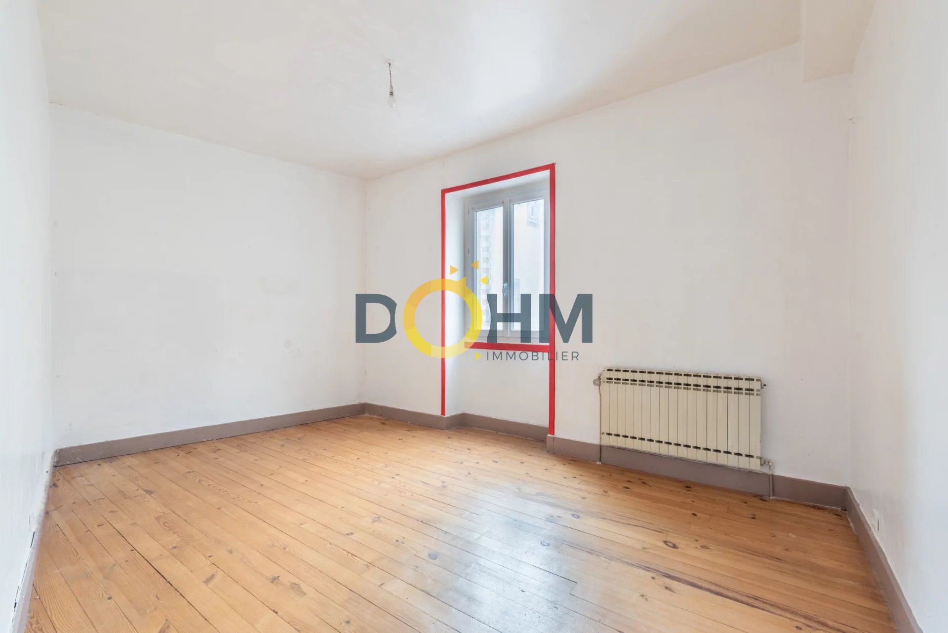 Maison d'habitation de 4 pièces de 100 M2 avec garage de 90