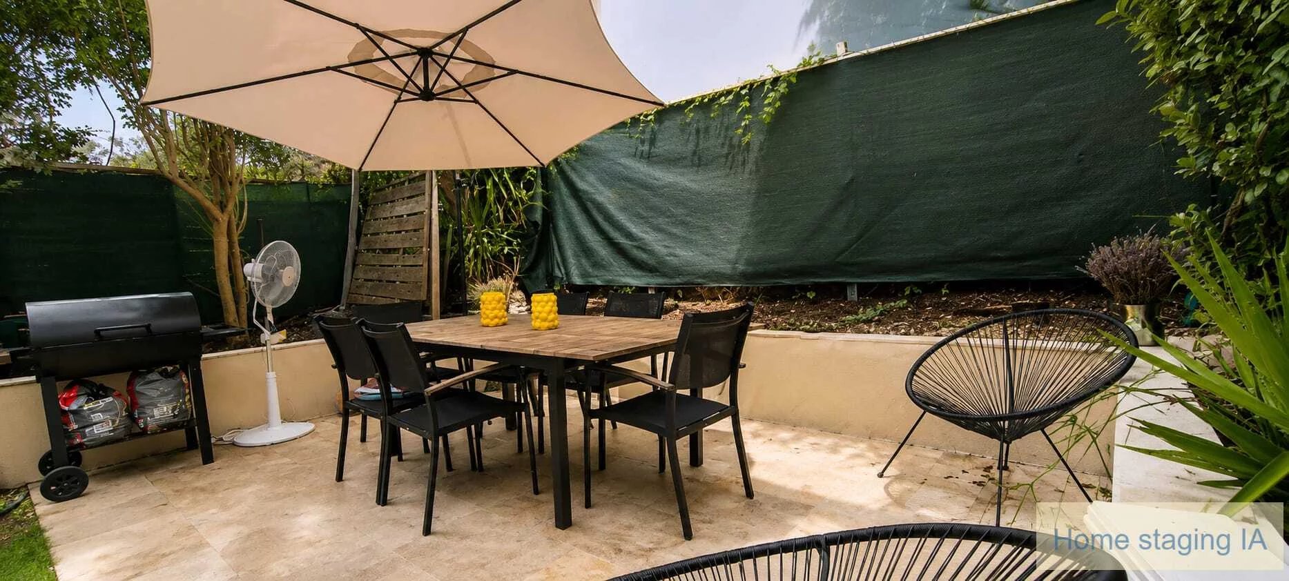ROQUEBRUNE SUR ARGENS - MAISON A PROXIMITE DE TOUTES COMMODITES AVEC JARDIN ET GARAGE