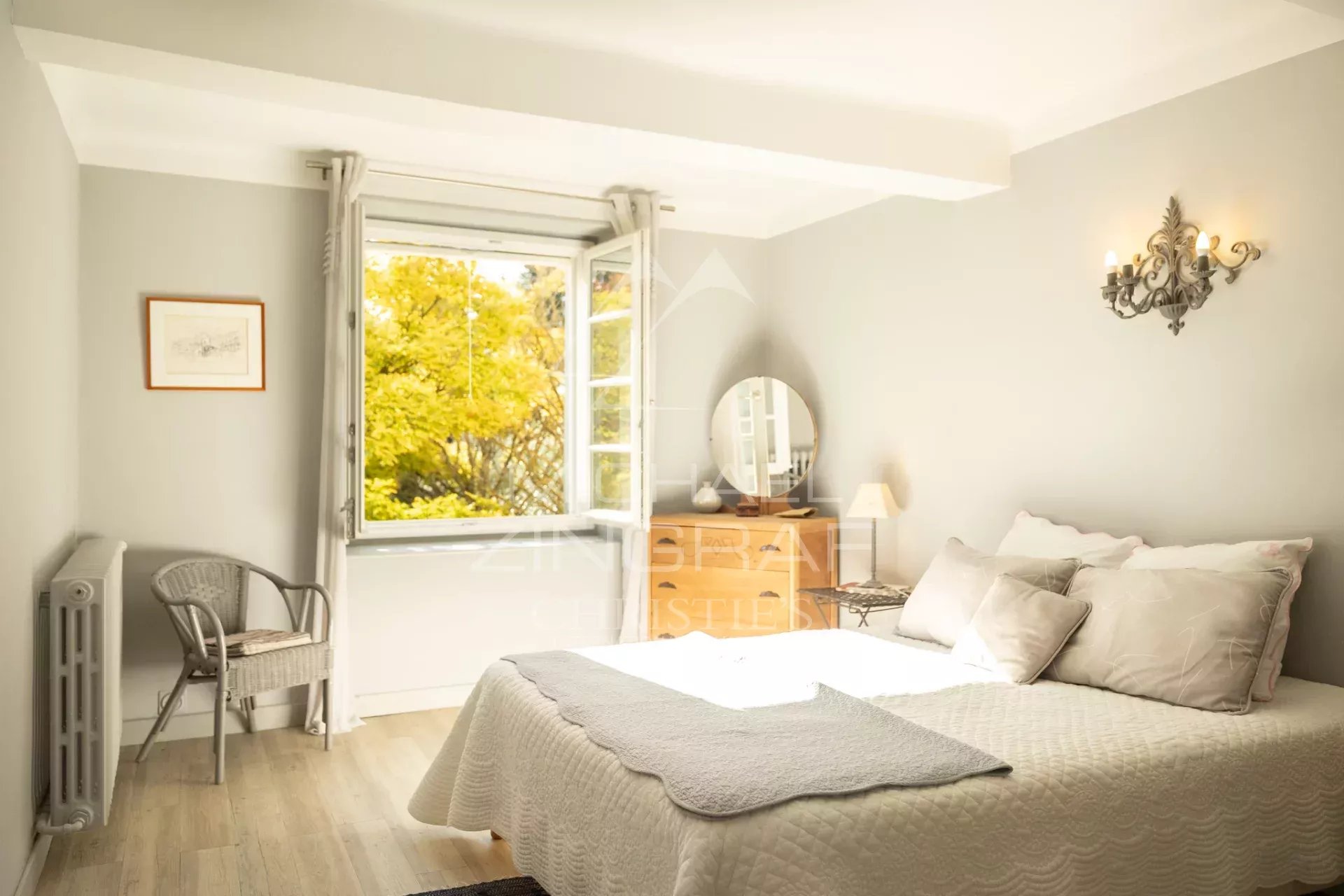 7 Bedroom Villa/Townhouse's Image 6