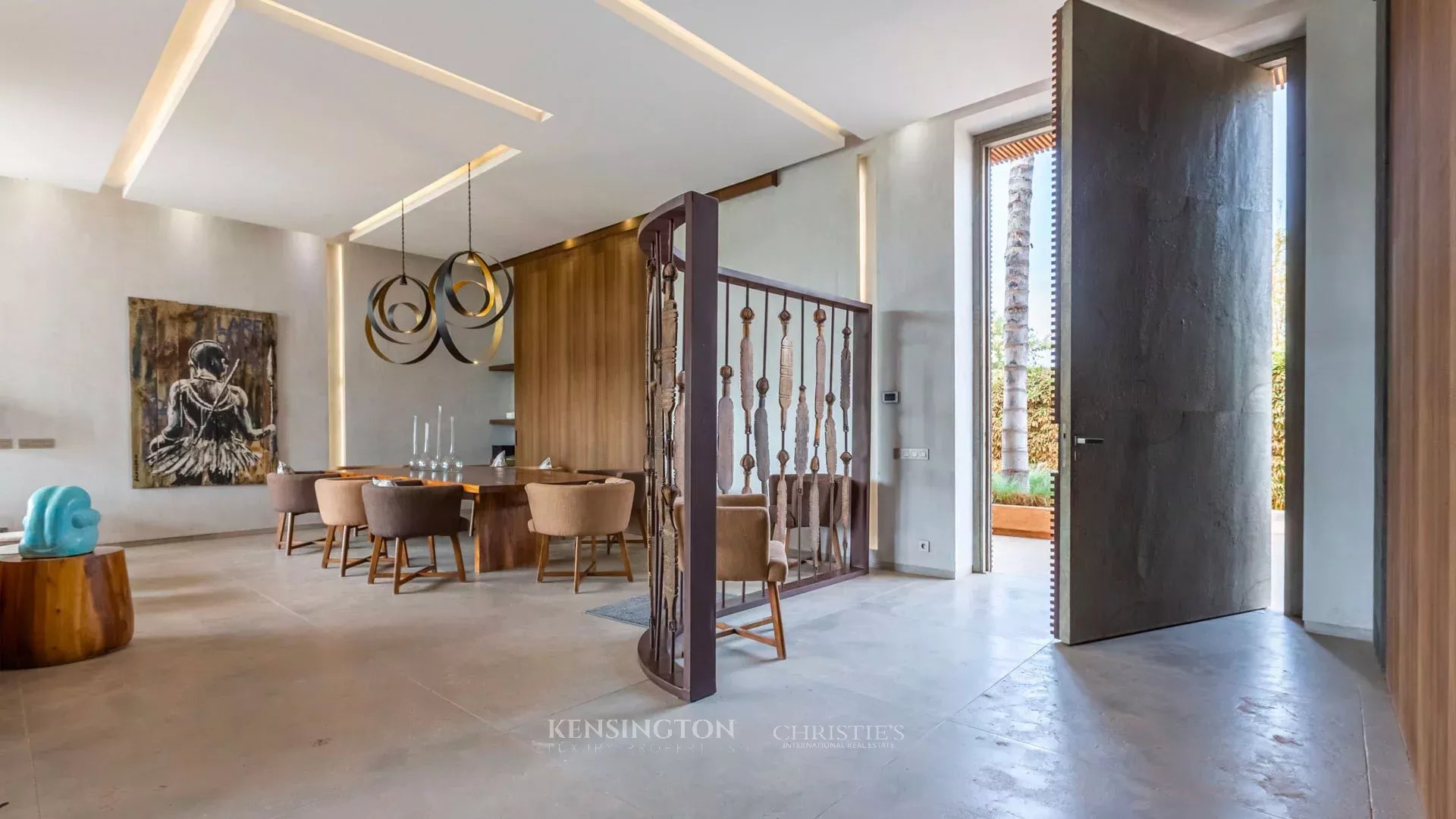 6 Bedroom Villa/Townhouse's Image 24