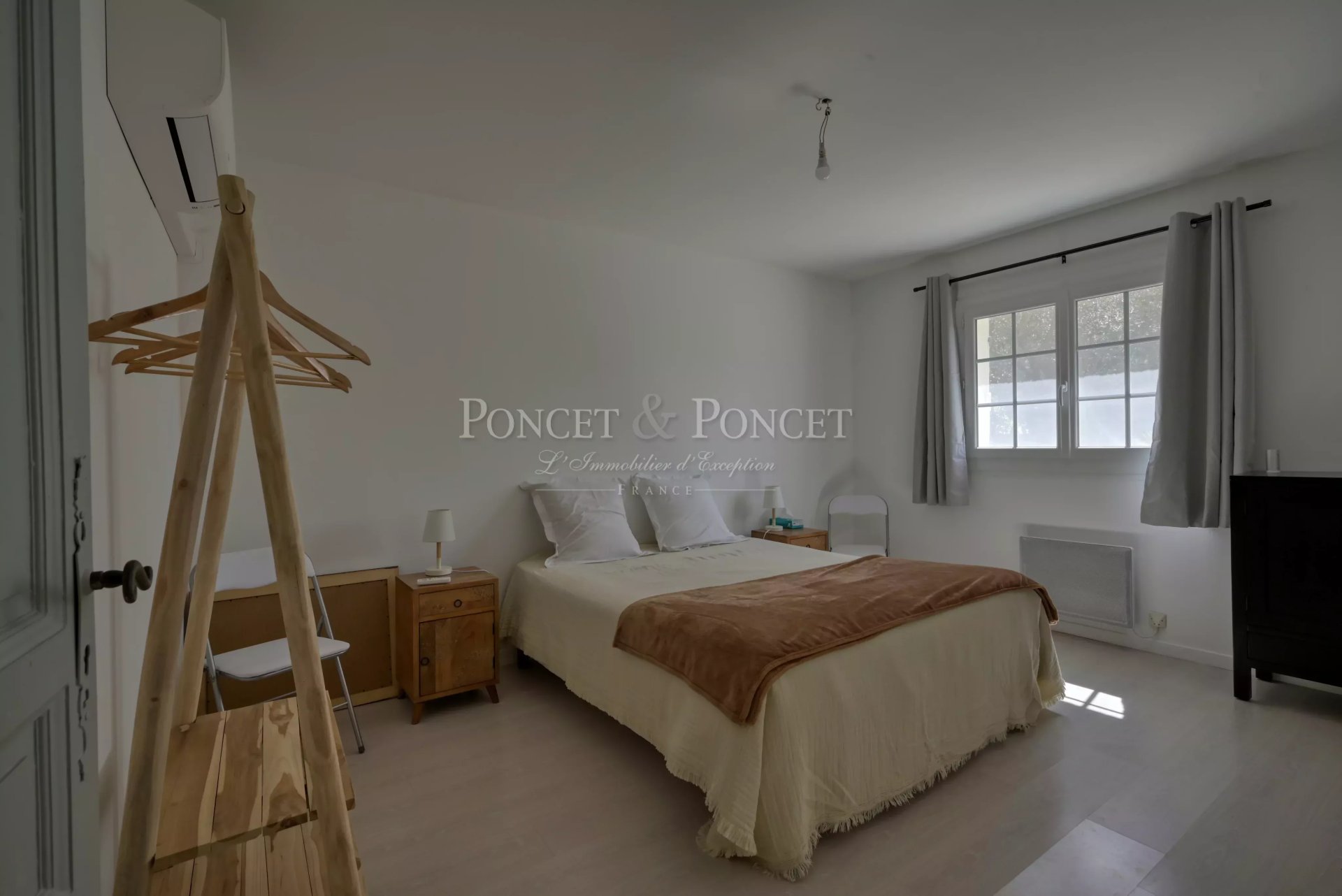6 Bedroom Villa/Townhouse's Image 13