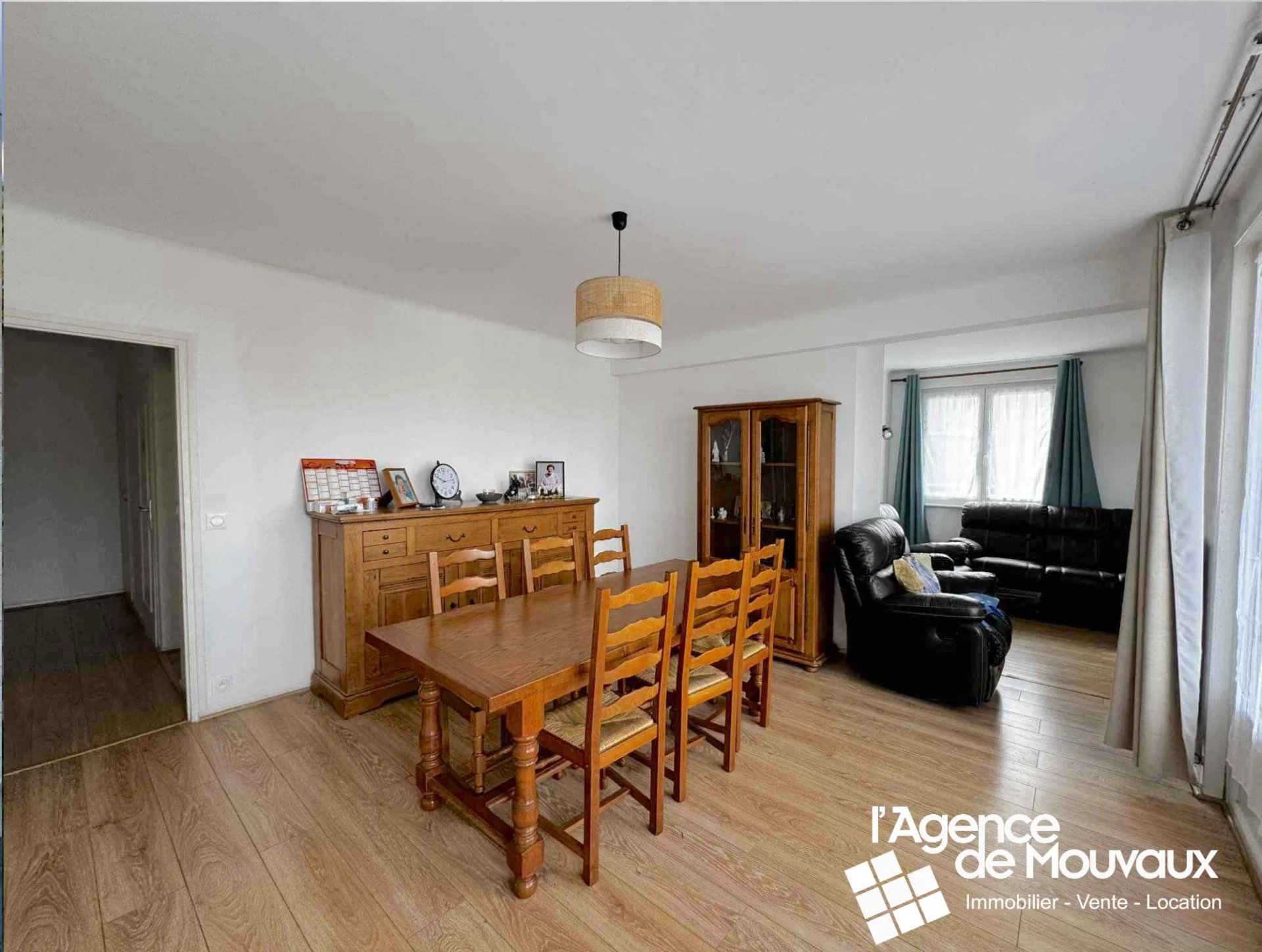 Agence immobilière de 