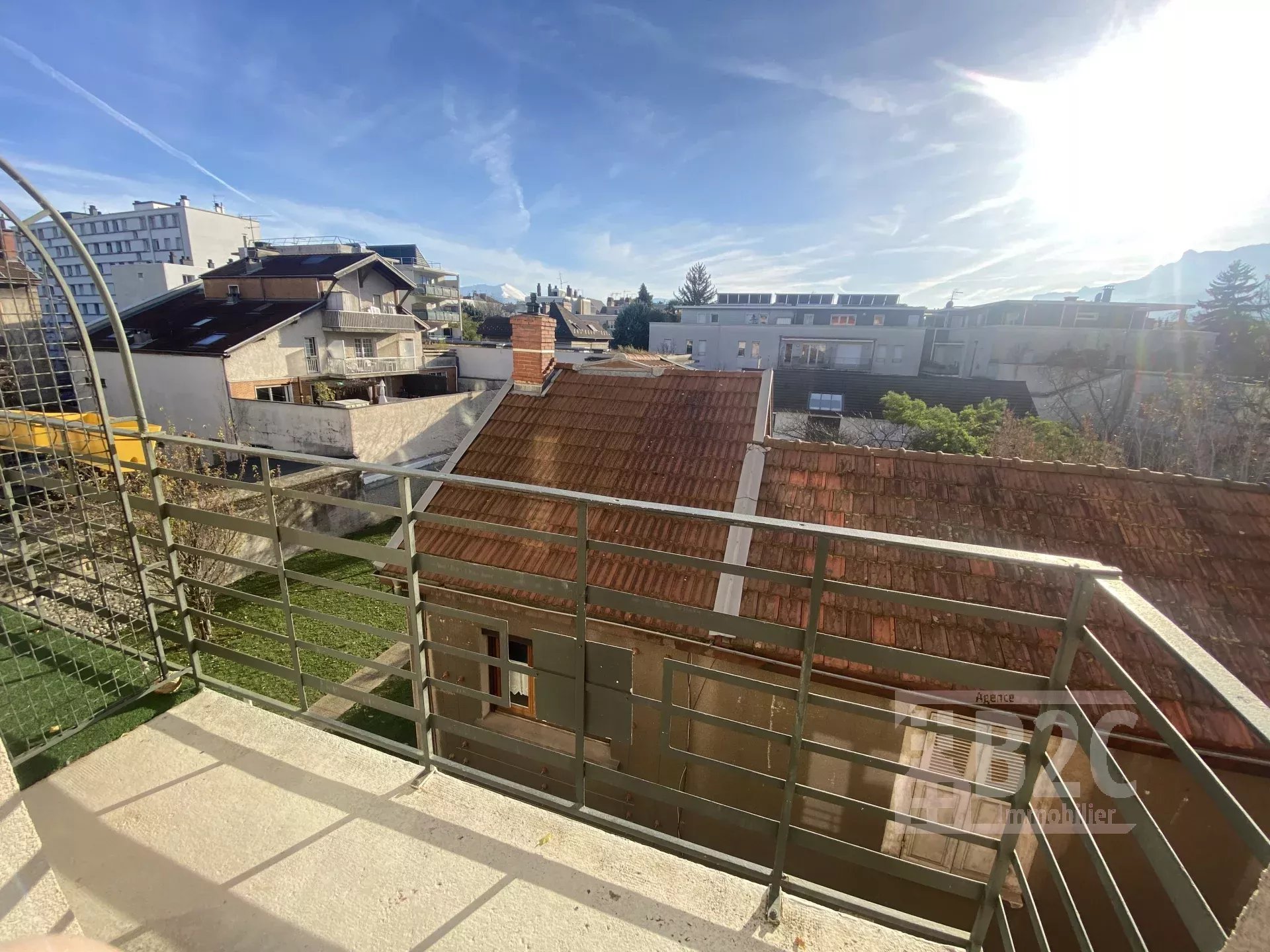 Agence immobilière de 