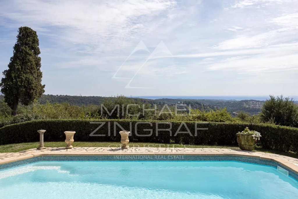 Villa for sale in Vence — Vence - Panoramic sea view