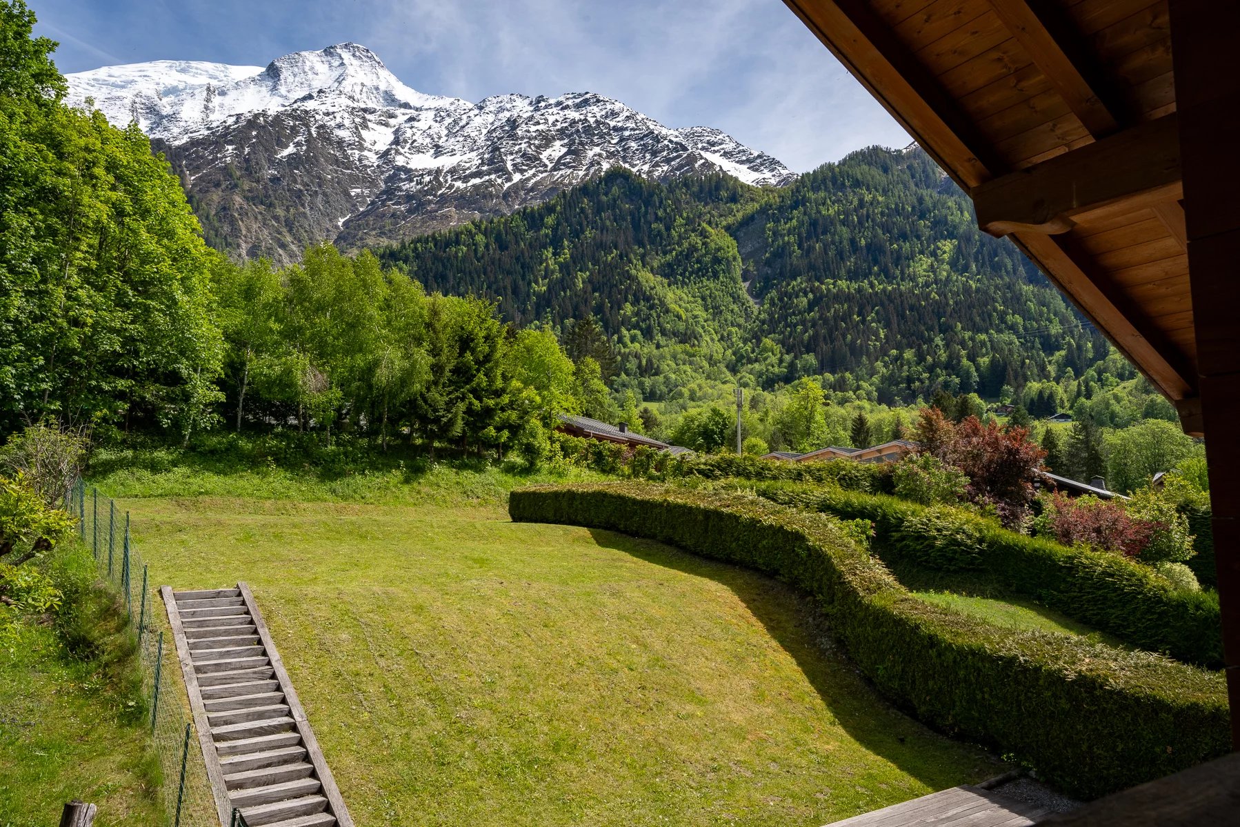 Photo of LES HOUCHES - 4 bedroom chalet