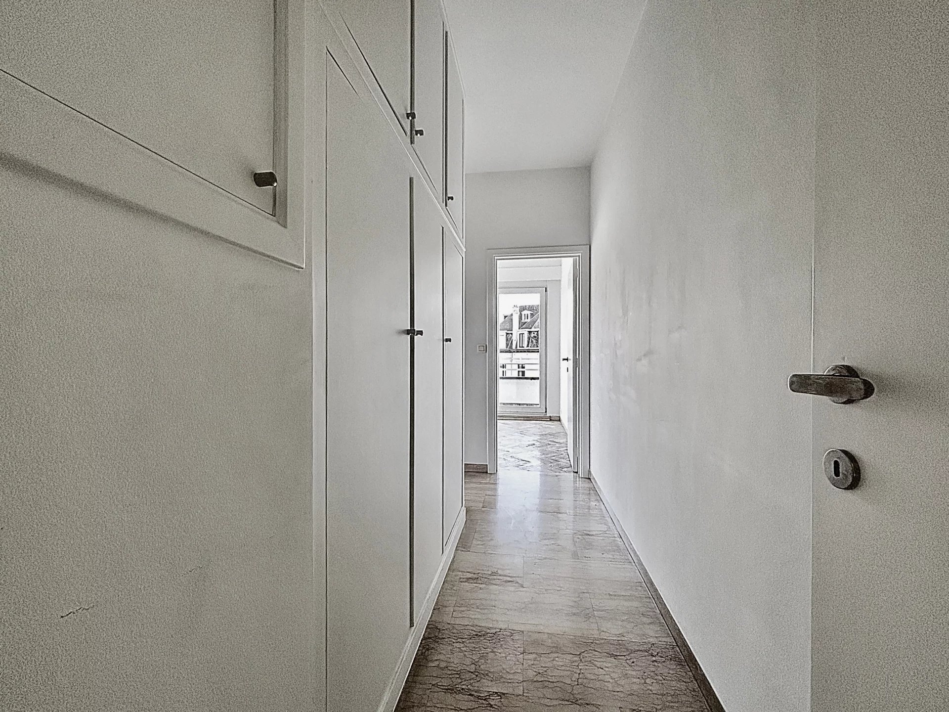 Daire Ixelles - picture 16