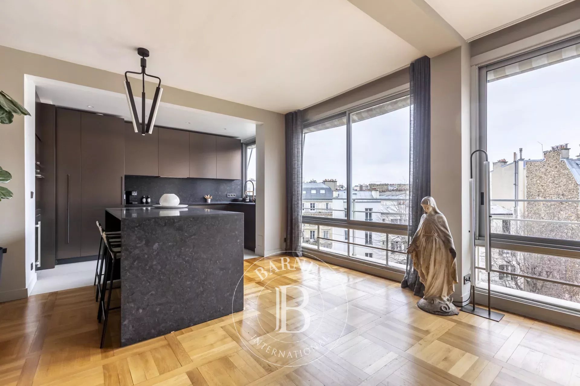 Paris  - Apartment 3 Bedrooms - picture 16