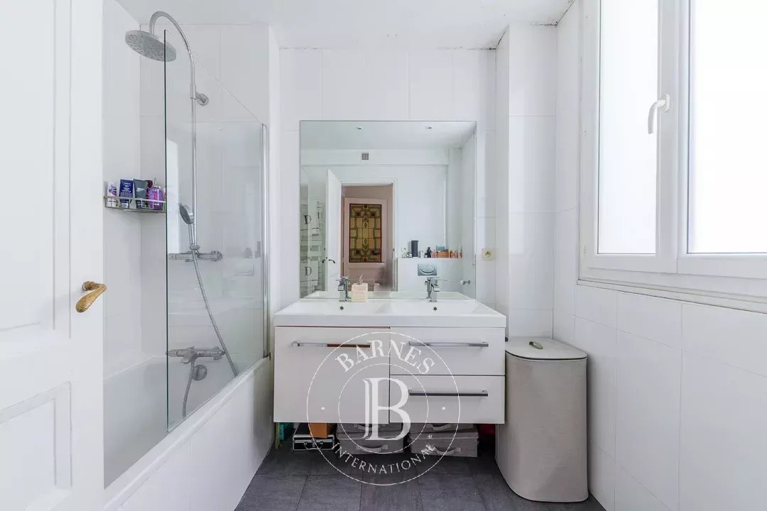 Daire Paris 16ème - picture 12