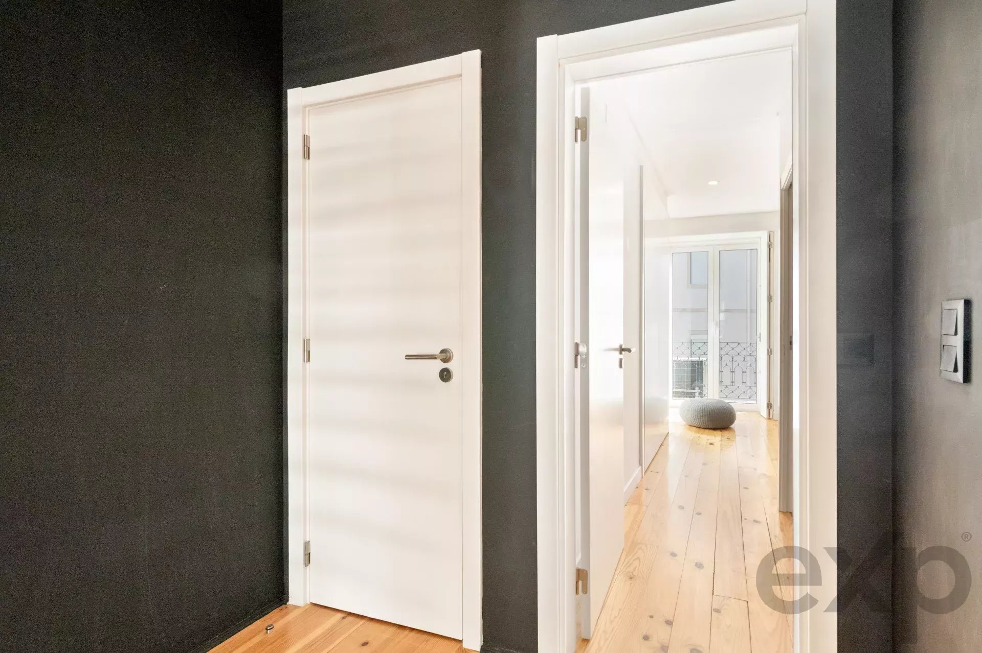 Elegant T2 + 1 Penthouse in Downtown Lisbon 86935832 image 38