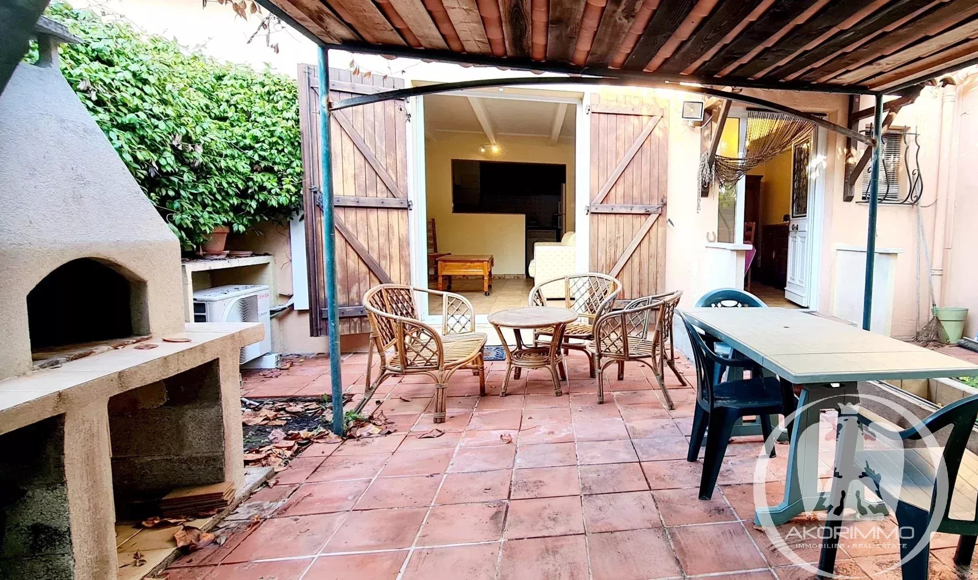 Maison  - 4 pièces  - 88.55 m2 -