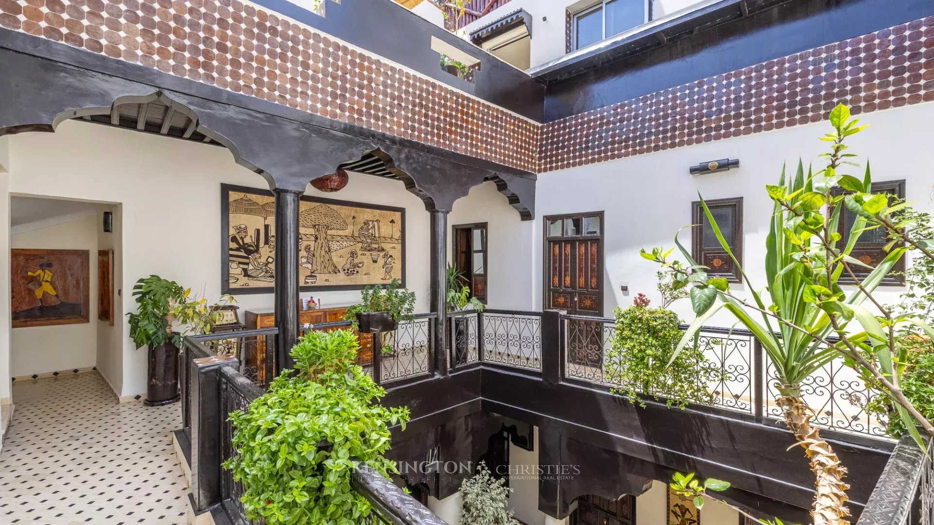 7 Bedroom Villa/Townhouse's Image 14