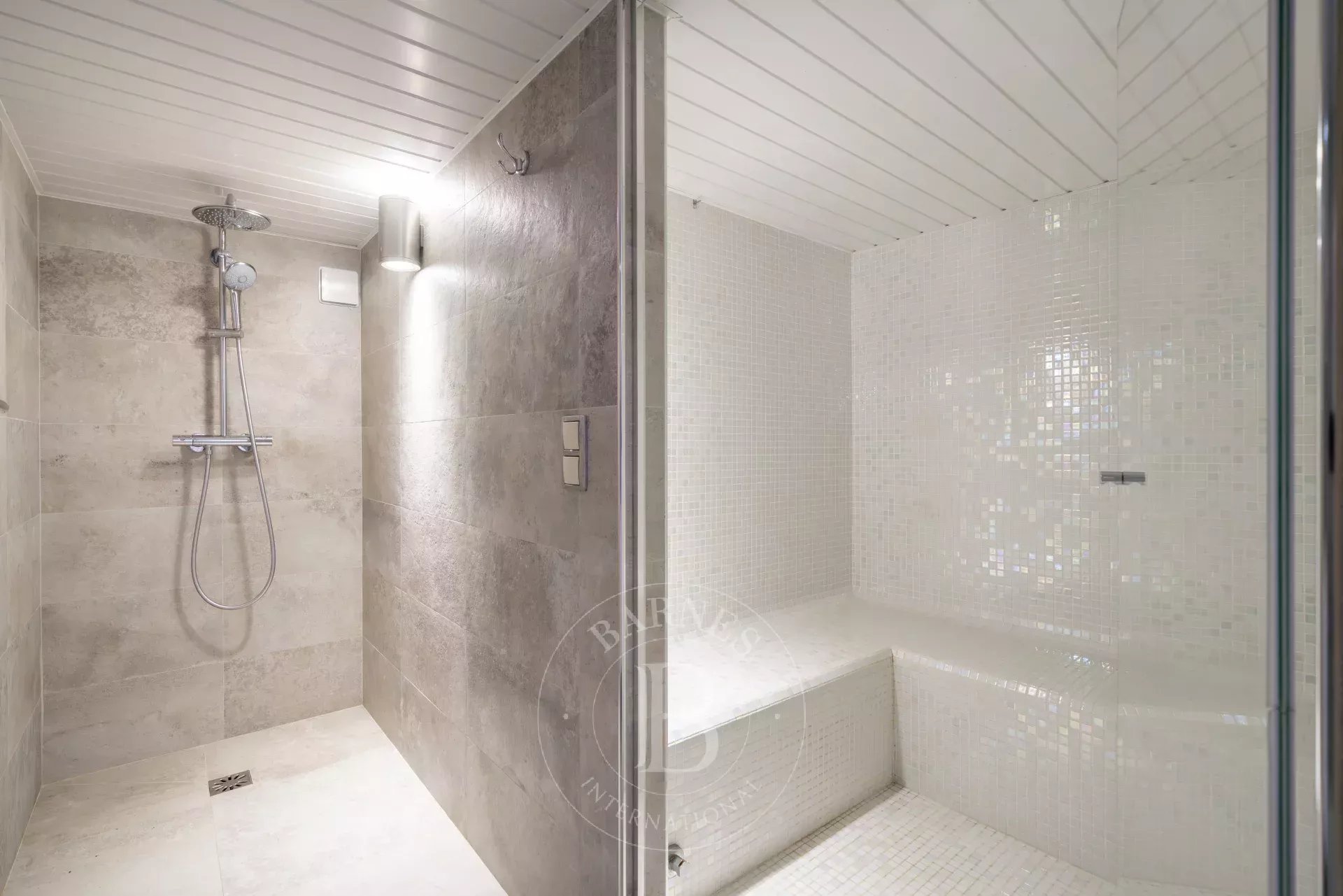 Villa Antibes - picture 8