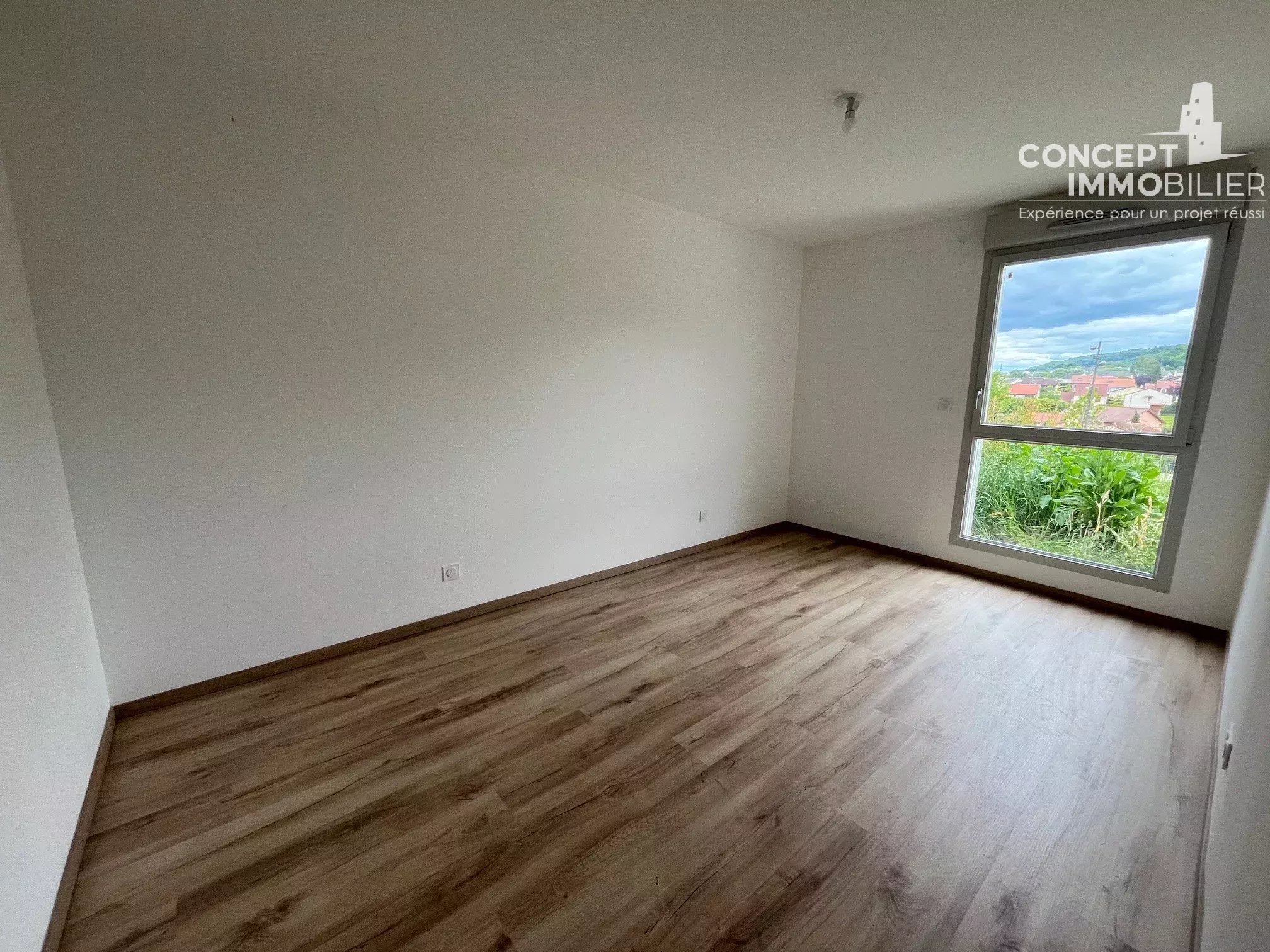 Appartement Fameck 3 pièce(s) 64 m2 avec terrasse et place de parking