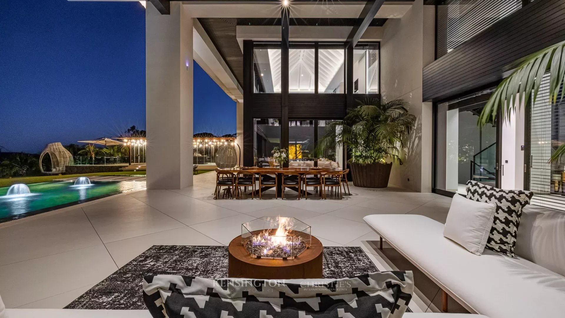 4 Bedroom Villa/Townhouse's Image 94