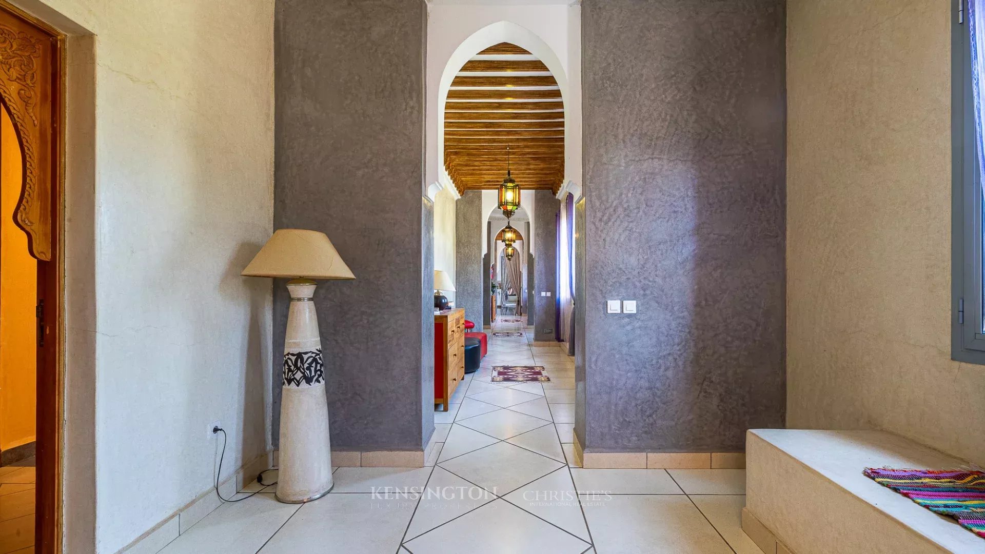 7 Bedroom Villa/Townhouse's Image 34