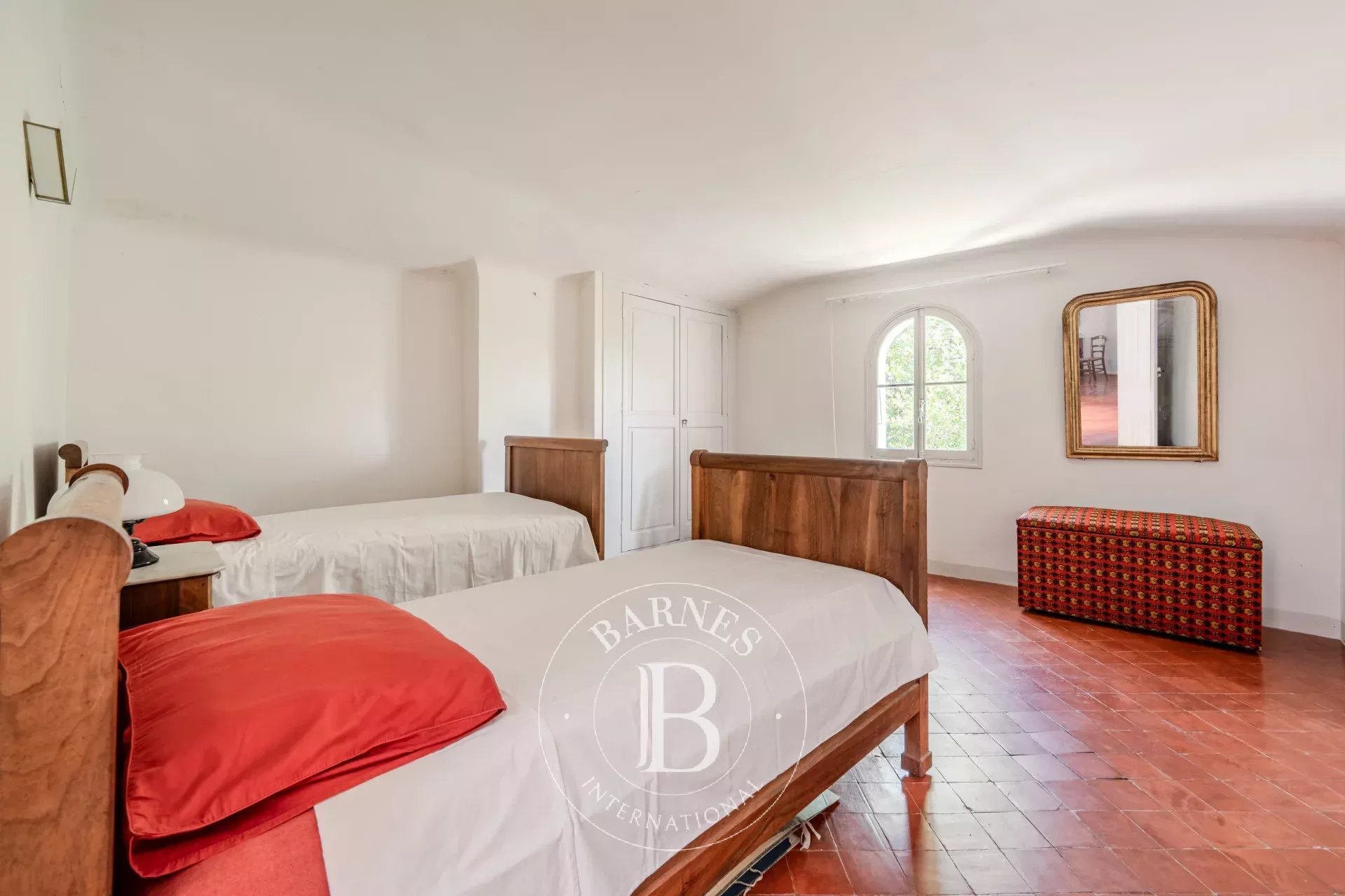 Kirevi Aix-en-Provence - picture 21