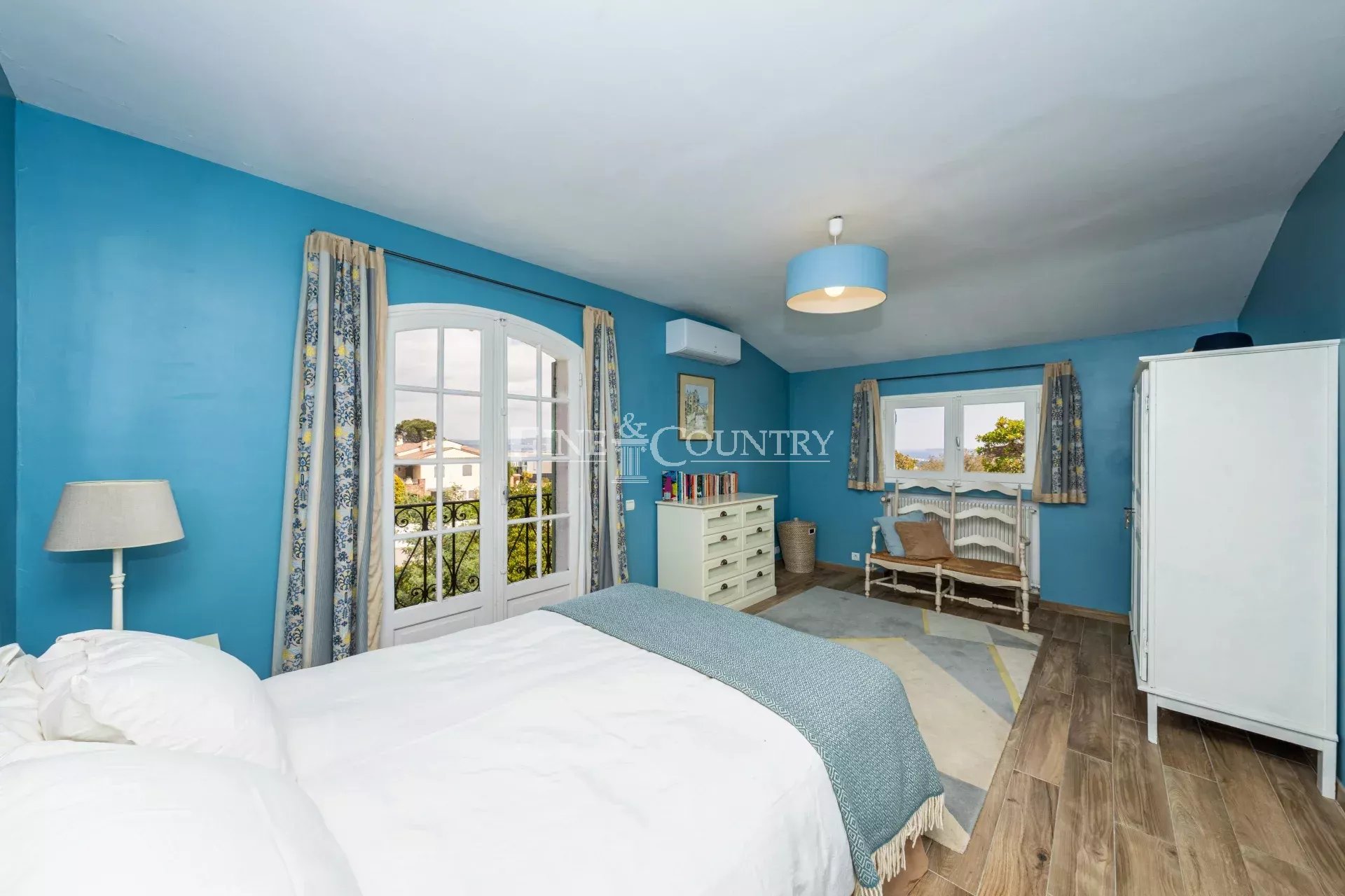 Photo of Villa for sale - Mandelieu-la-Napoule