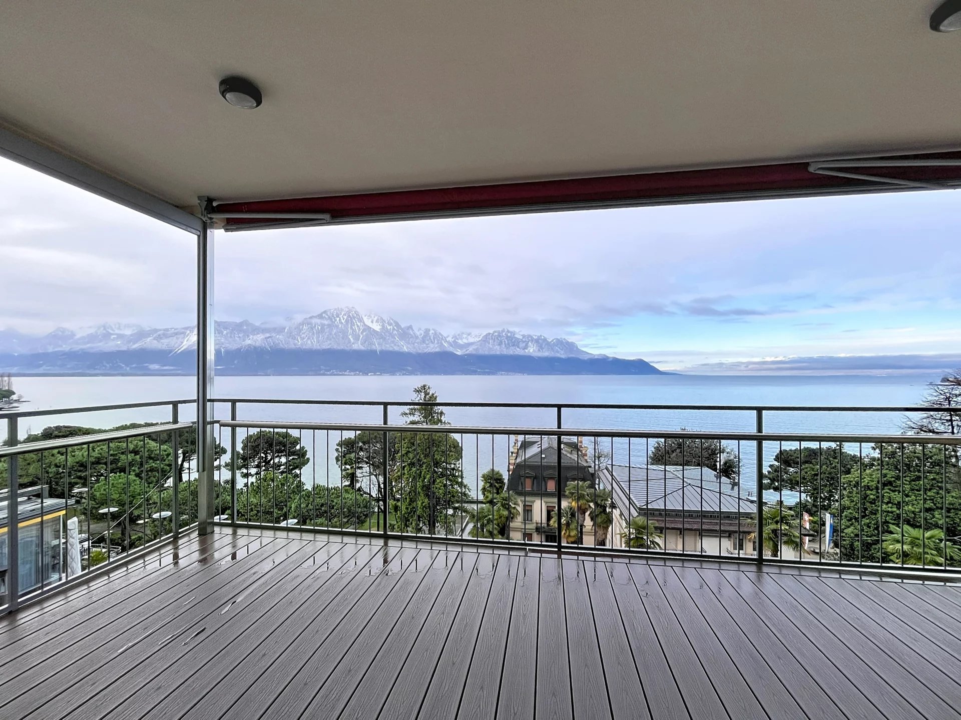 Confort et vue époustouflante sur le lac